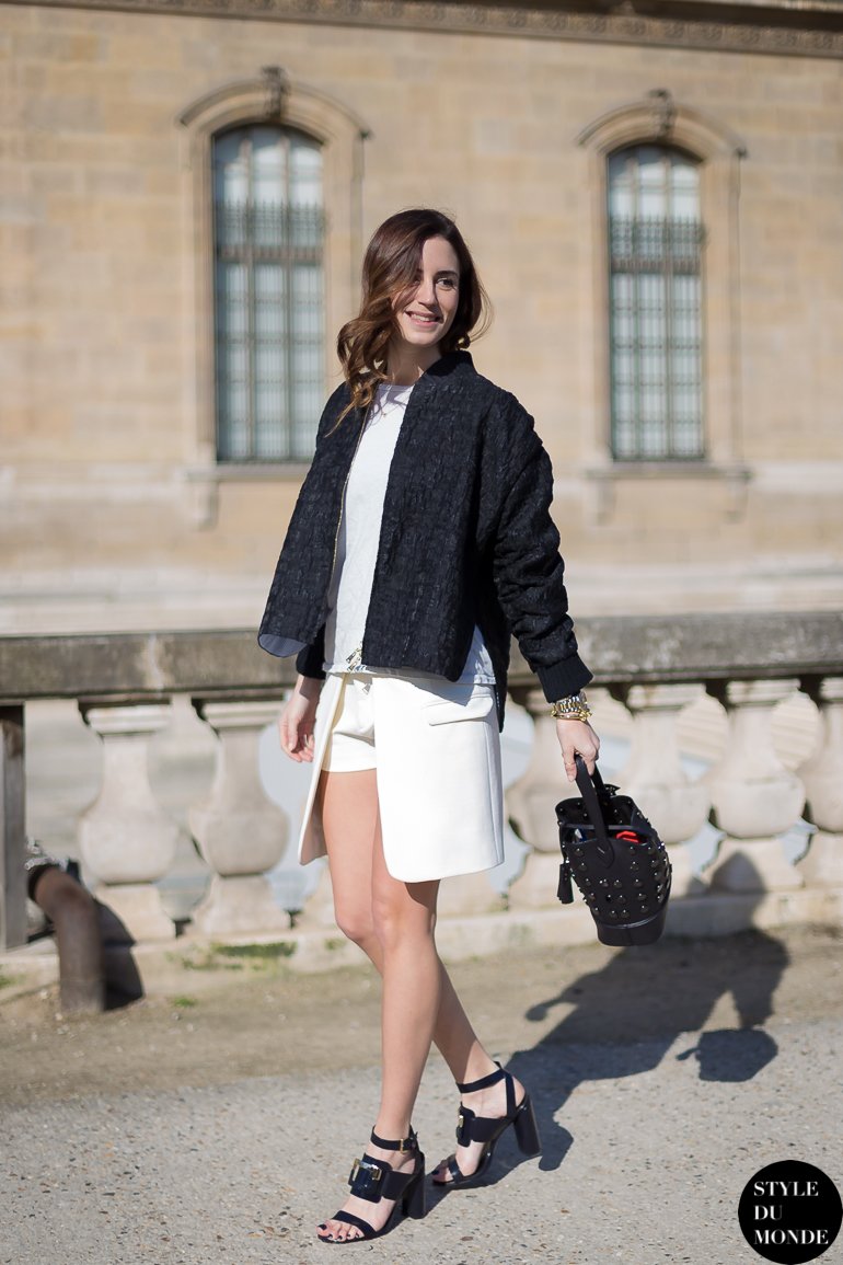 Gala Gonzalez Street Style Street Fashion by STYLEDUMONDE Street Style Fashion Blog