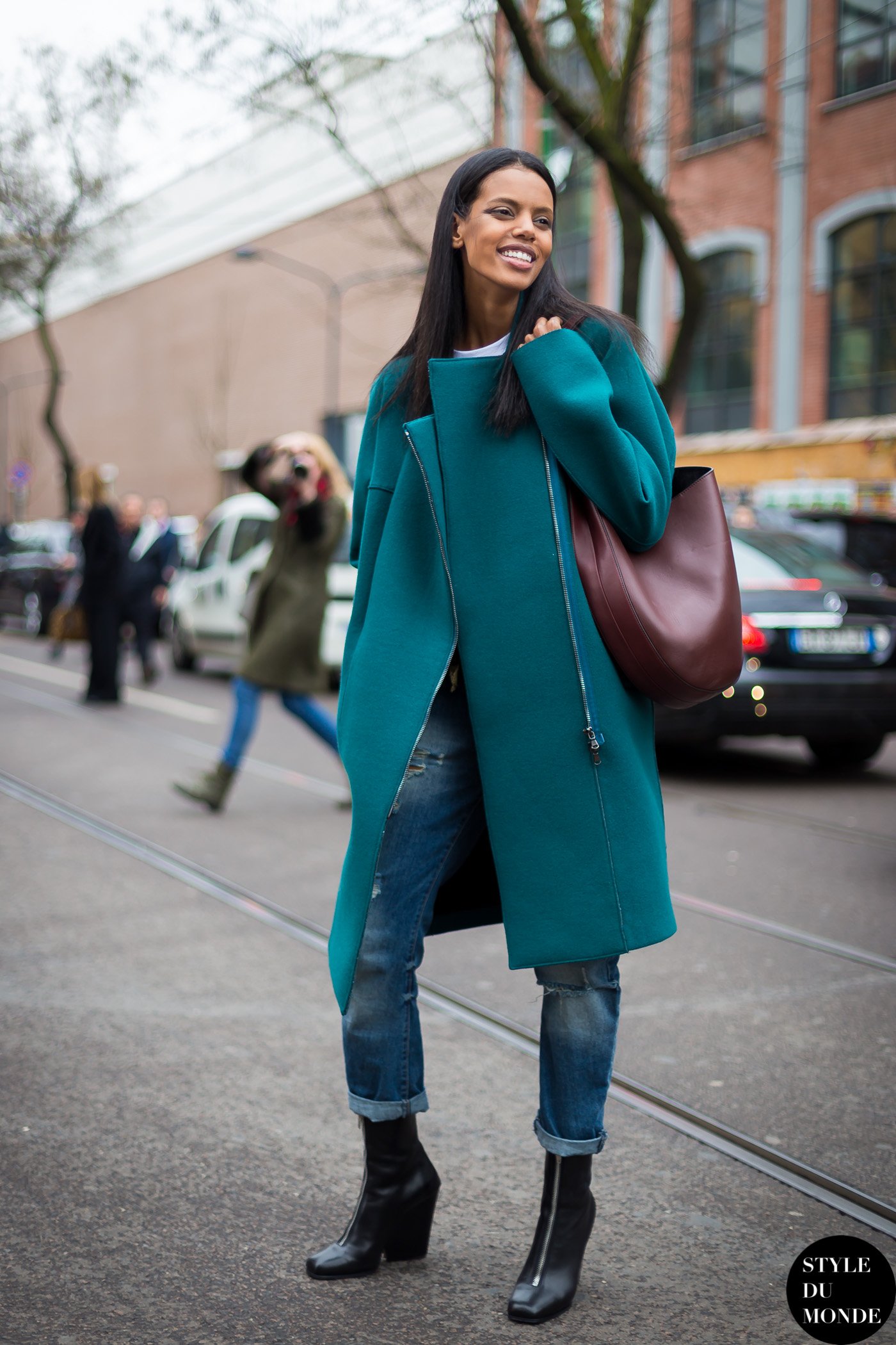 Grace Mahary Street Style Street Fashion by STYLEDUMONDE Street Style Fashion Blog