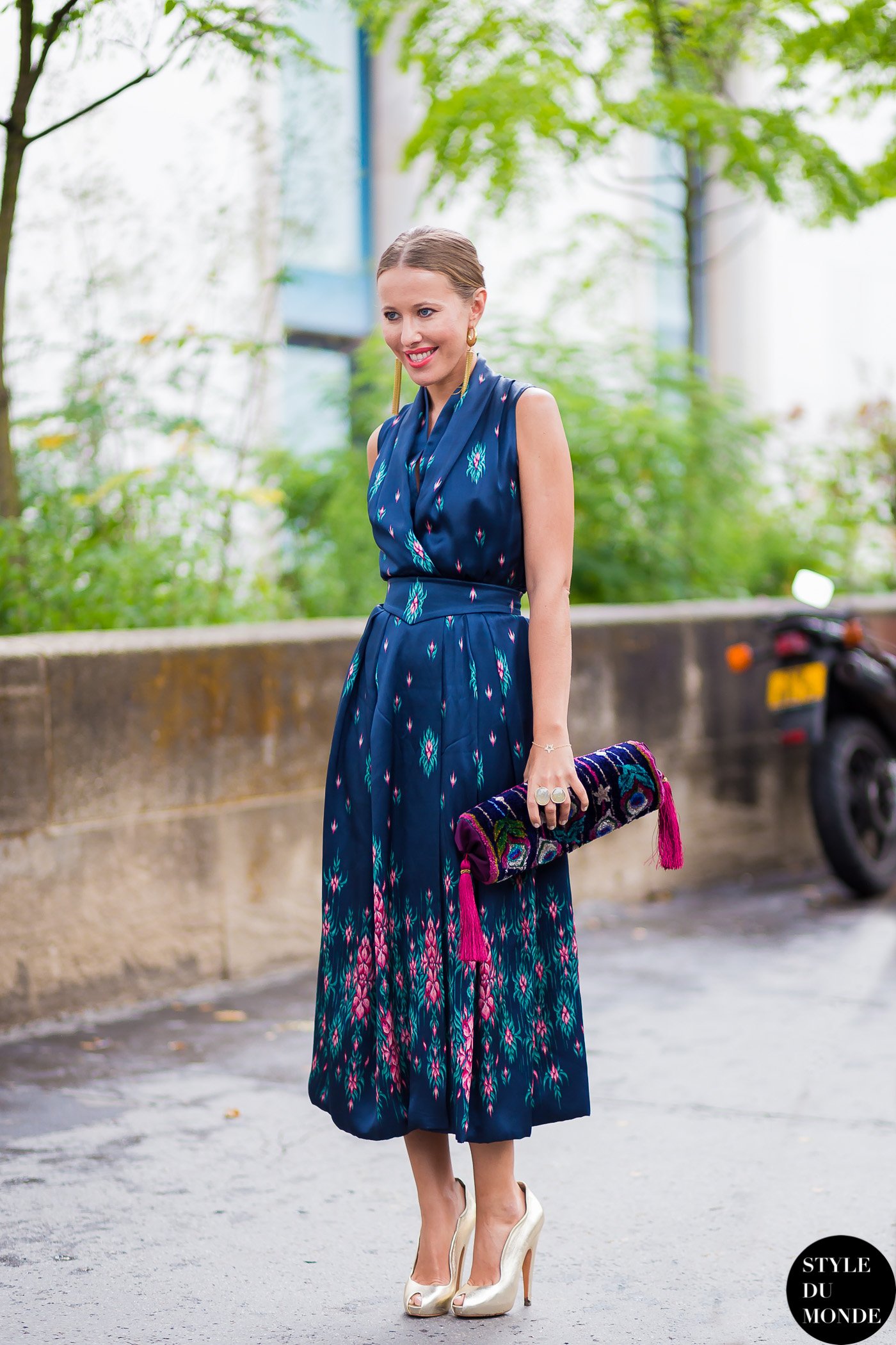 Kseniya Sobchak Street Style Street Fashion by STYLEDUMONDE Street Style Fashion Blog