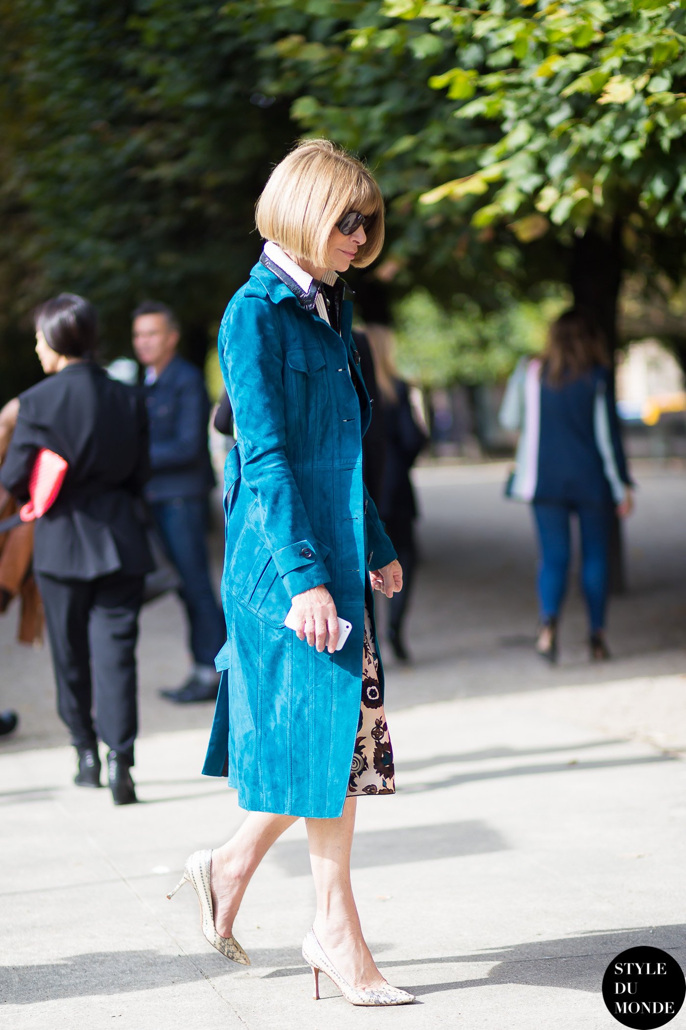 Anna Wintour Street Style Street Fashion Streetsnaps by STYLEDUMONDE Street Style Fashion Blog