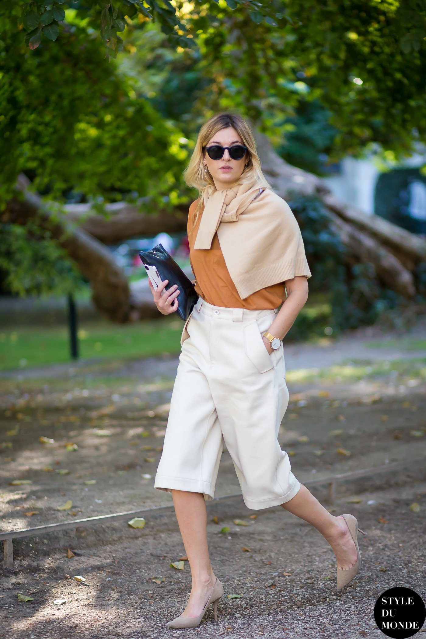 Camille Charrière Street Style Street Fashion Streetsnaps by STYLEDUMONDE Street Style Fashion Blog