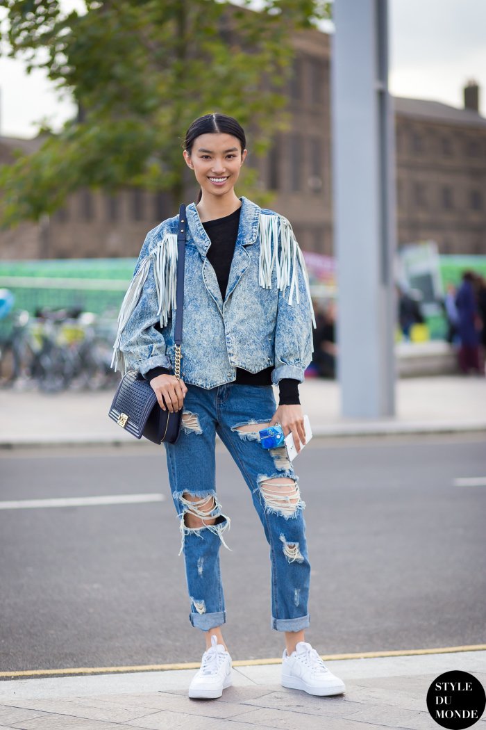 Sissi Hou Street Style Street Fashion Streetsnaps by STYLEDUMONDE Street Style Fashion Blog