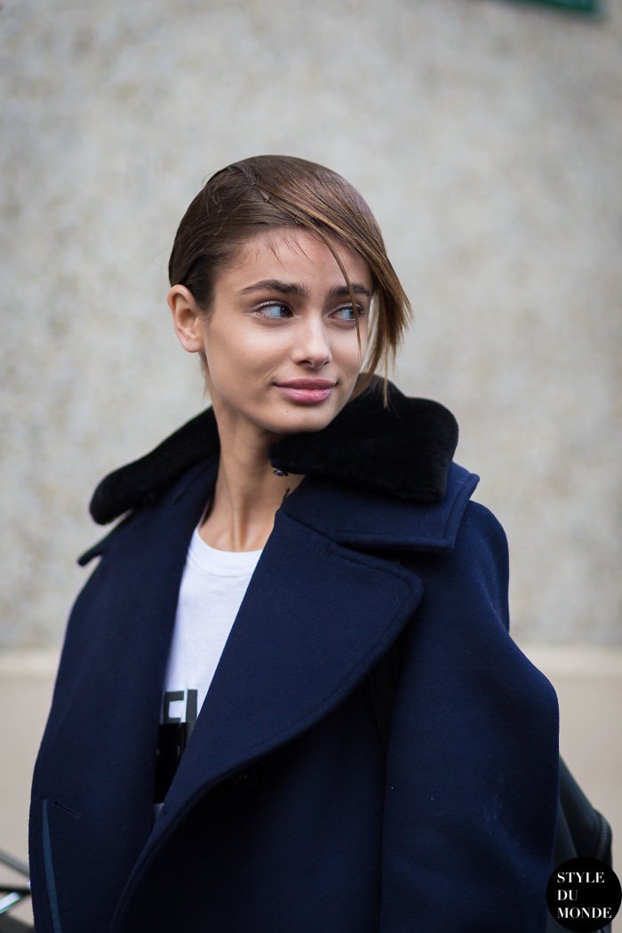 Taylor Hill Street Style Street Fashion Streetsnaps by STYLEDUMONDE Street Style Fashion Blog