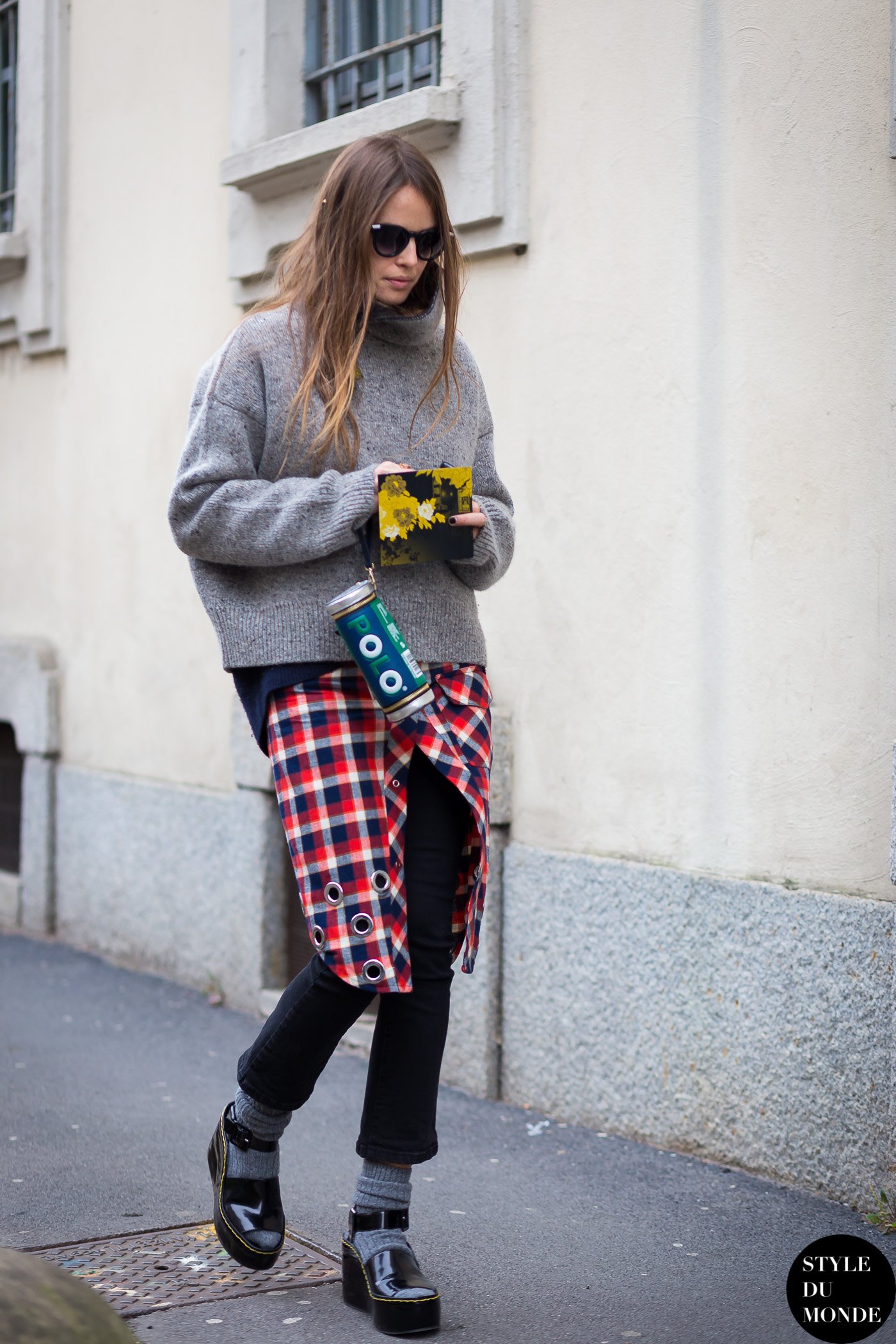 Carlotta Oddi Street Style Street Fashion Streetsnaps by STYLEDUMONDE Street Style Fashion Blog