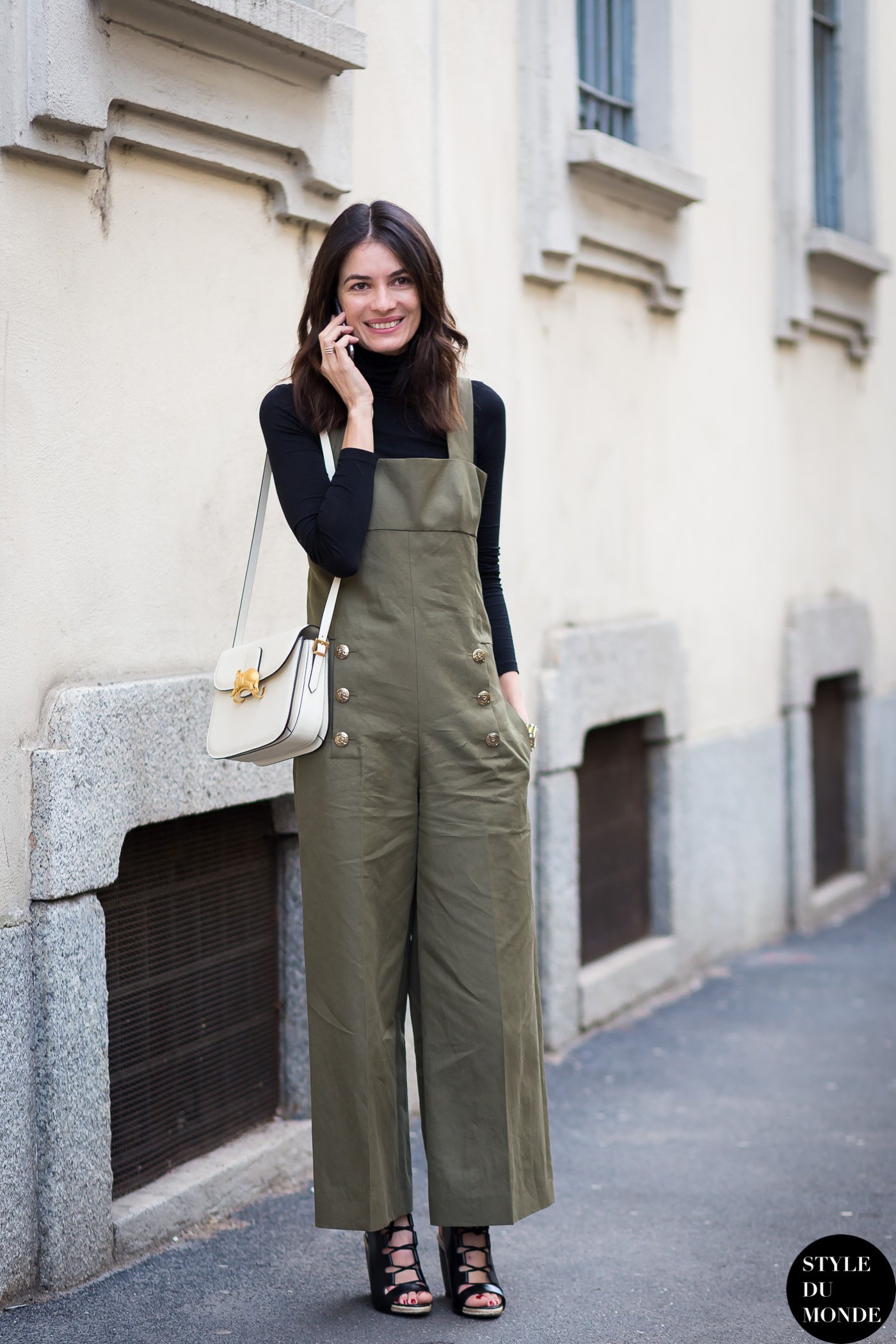 Leila Yavari Street Style Street Fashion Streetsnaps by STYLEDUMONDE Street Style Fashion Blog