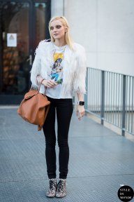 Jessica Stam Street Style Street Fashion Streetsnaps by STYLEDUMONDE Street Style Fashion Blog