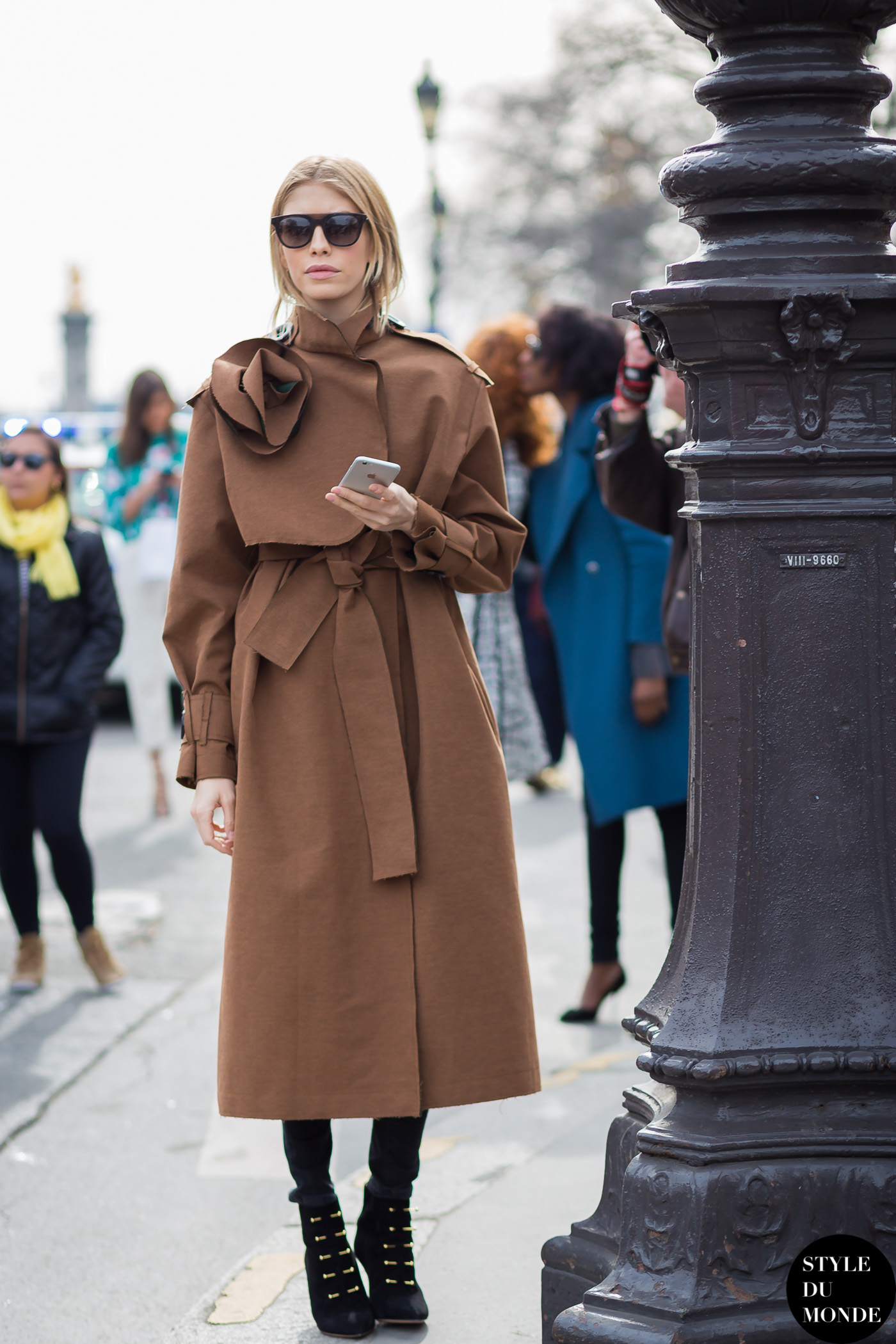 Paris Fashion Week FW 2015 Street Style: Elena Perminova - STYLE DU ...