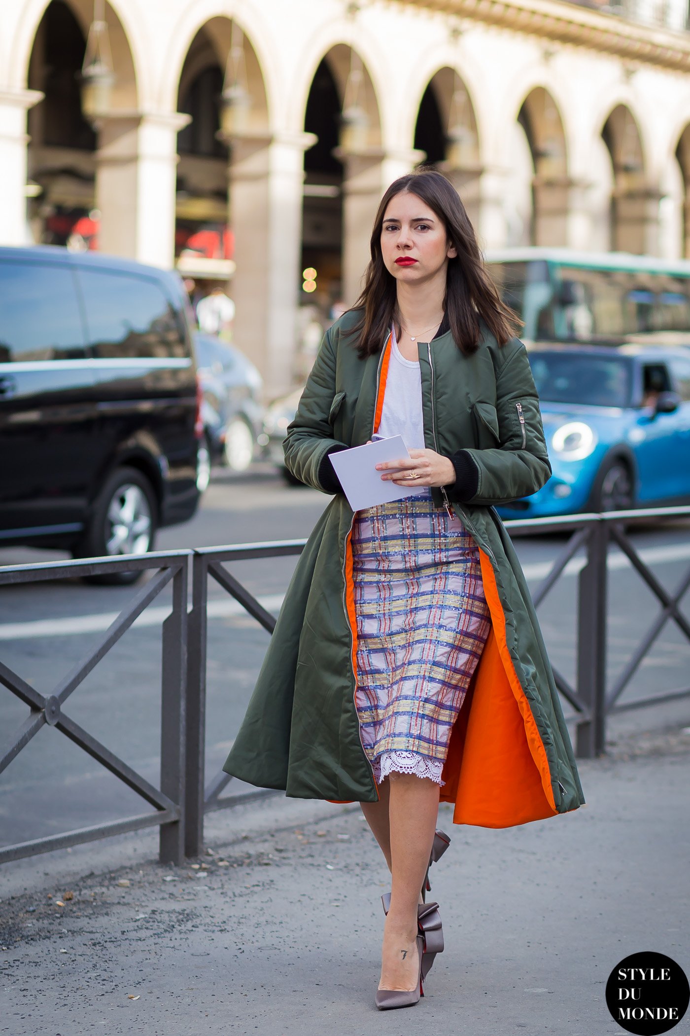 Natasha Goldenberg Street Style Street Fashion Streetsnaps by STYLEDUMONDE Street Style Fashion Photography