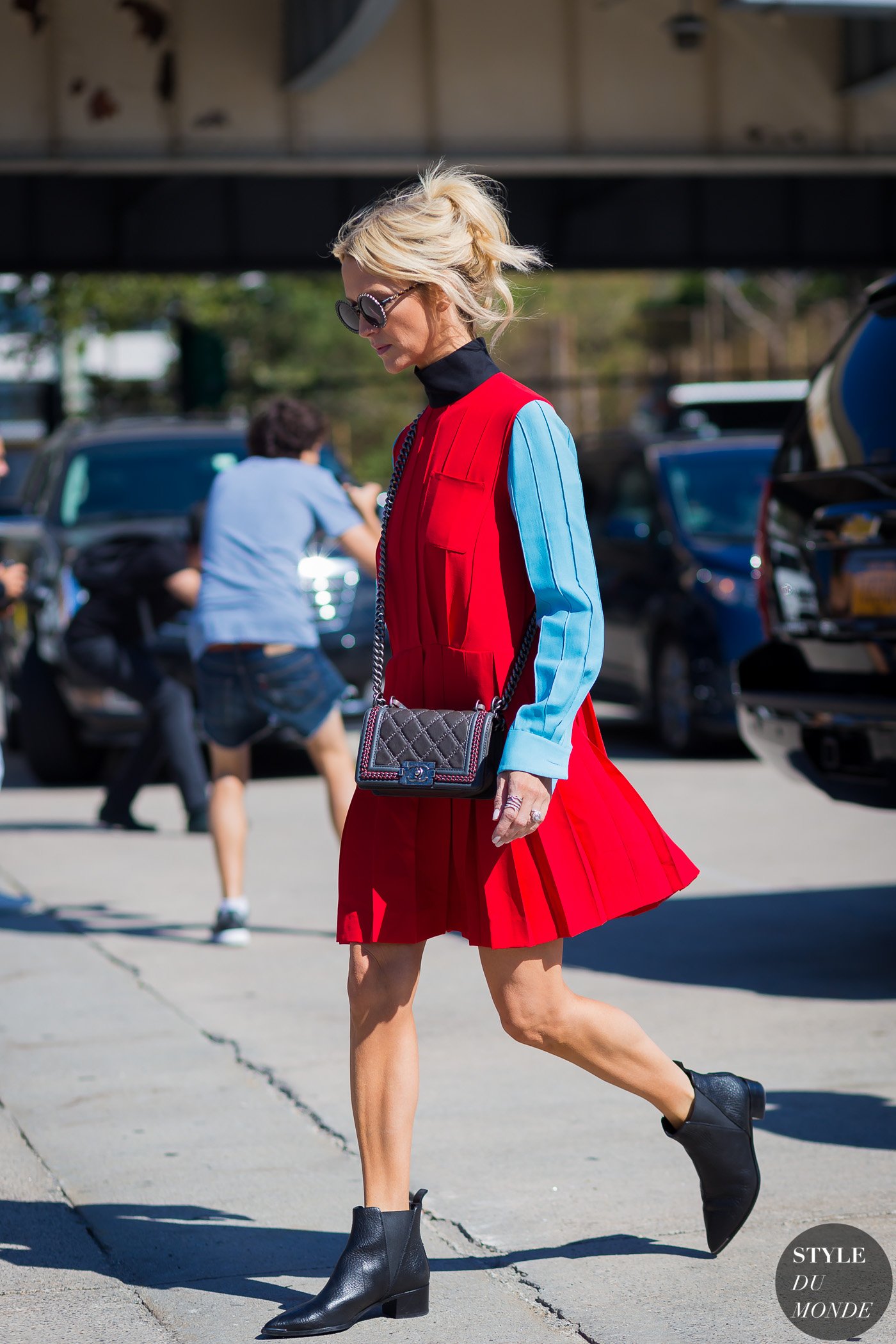 Zanna Roberts Rassi Street Style Street Fashion Streetsnaps by STYLEDUMONDE Street Style Fashion Photography