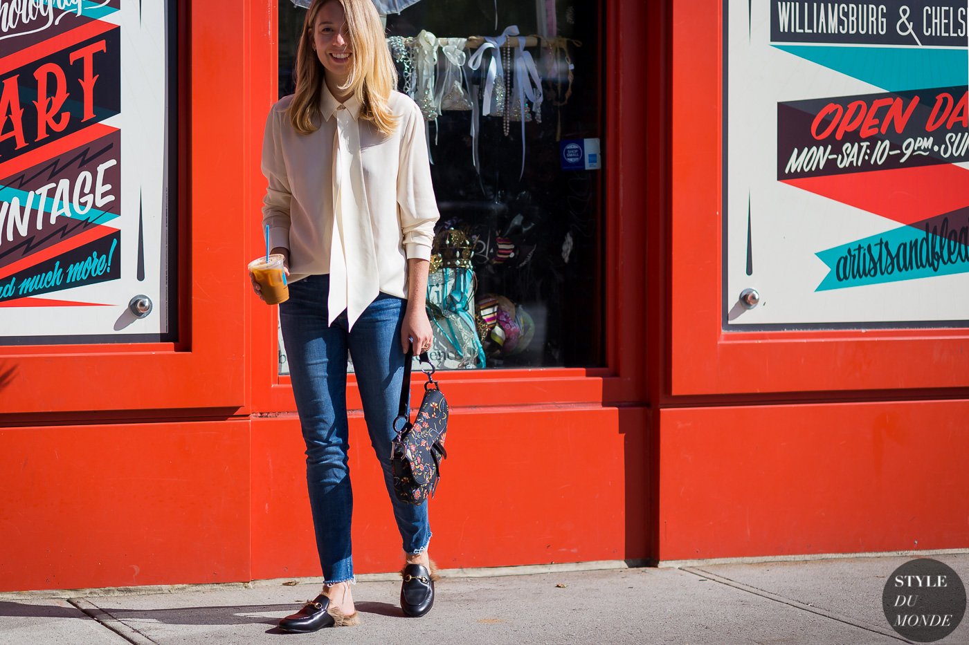 Caroline Grosso Street Style Street Fashion Streetsnaps by STYLEDUMONDE Street Style Fashion Photography