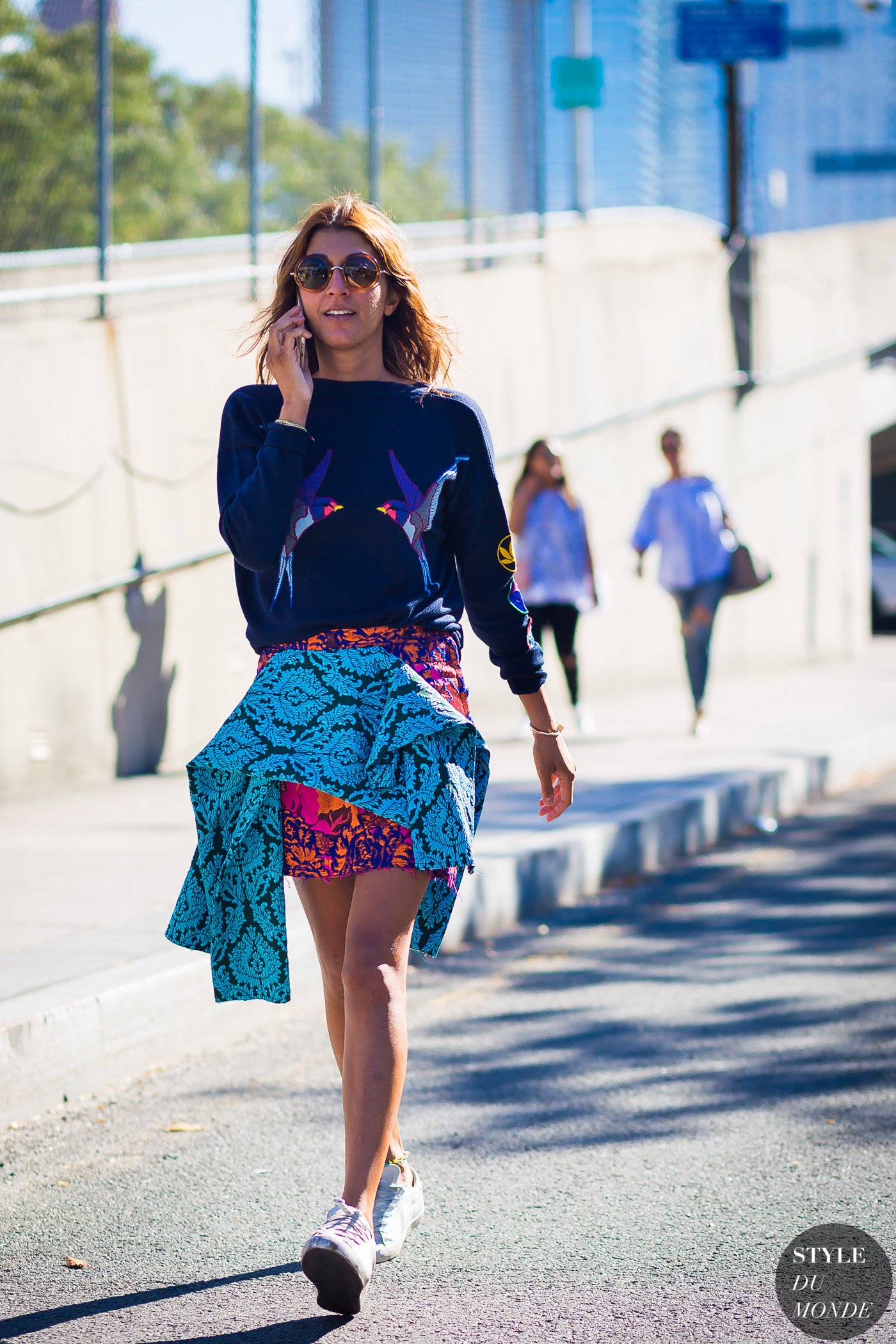 REBECCA LAUREY WEARING A LOT OF CHLOE DURING PFW