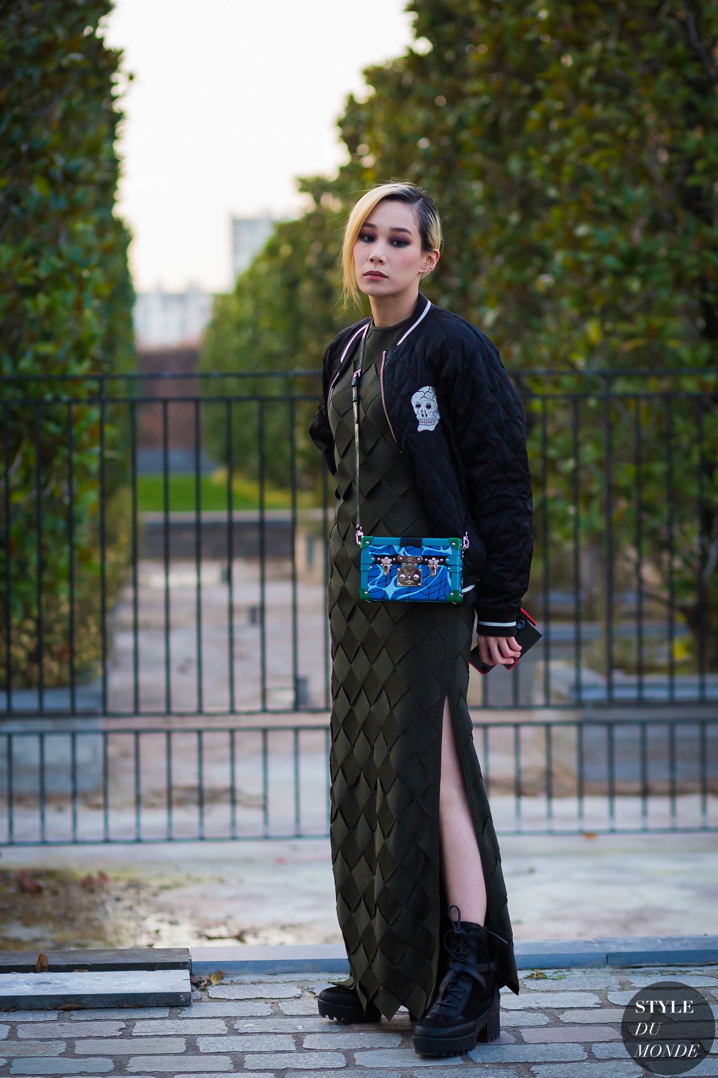 Mademoiselle Yulia Street Style Street Fashion Streetsnaps by STYLEDUMONDE Street Style Fashion Photography