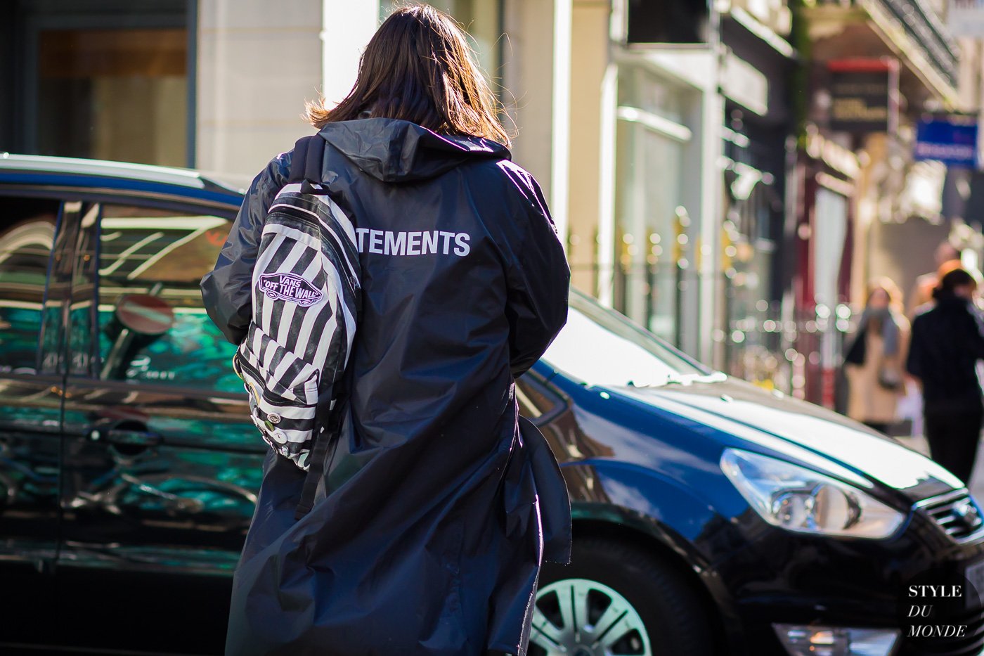 Vetements coat Street Style Street Fashion Streetsnaps by STYLEDUMONDE Street Style Fashion Photography