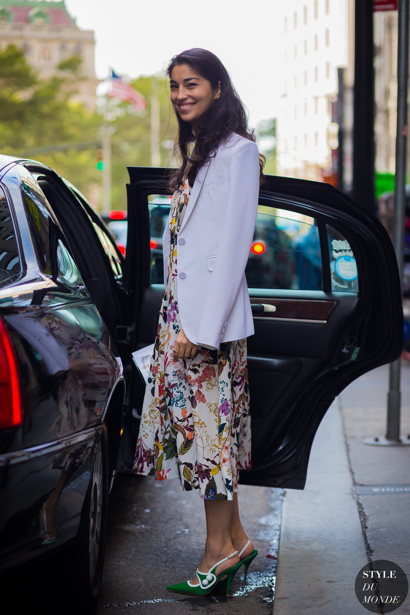 Caroline Issa Street Style Street Fashion Streetsnaps by STYLEDUMONDE Street Style Fashion Photography