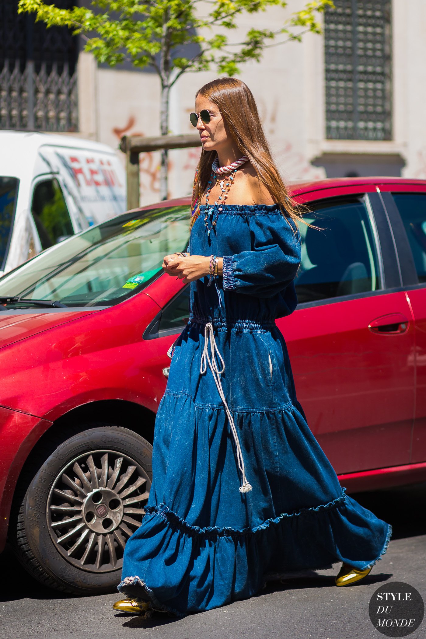 Carlotta Oddi Street Style Street Fashion Streetsnaps by STYLEDUMONDE Street Style Fashion Photography