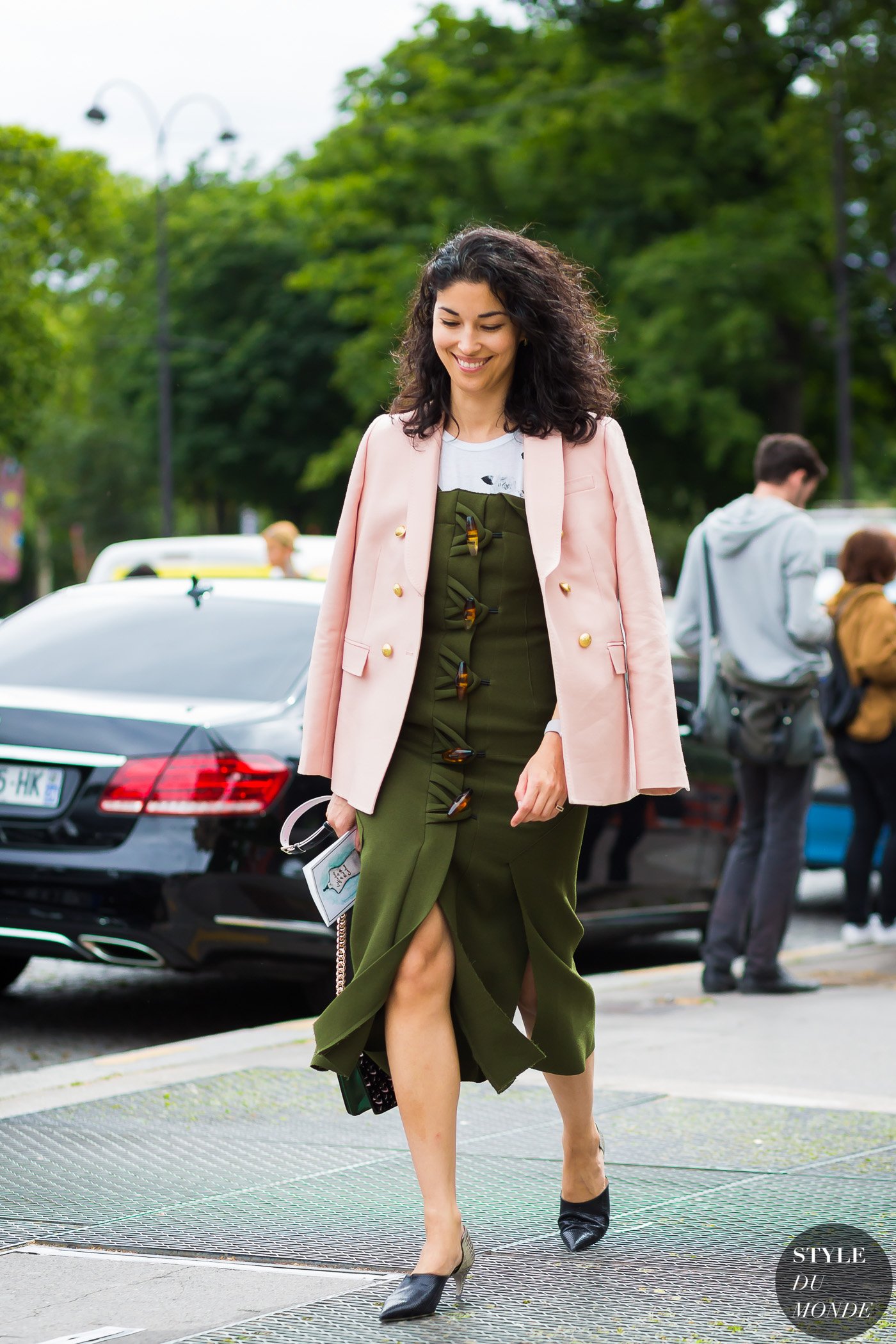 Caroline Issa Street Style Street Fashion Streetsnaps by STYLEDUMONDE Street Style Fashion Photography