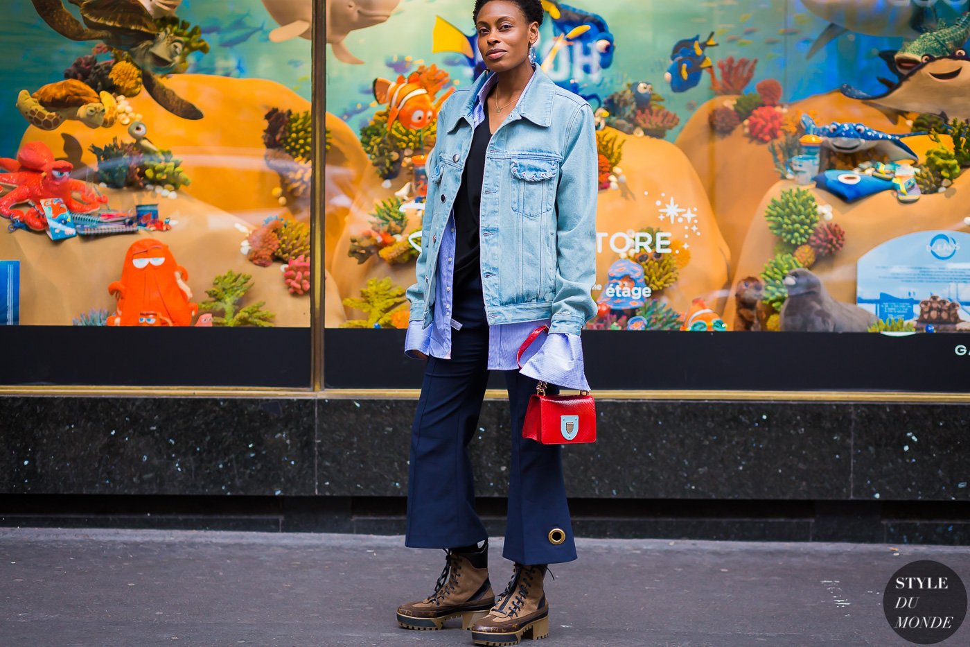 Donna Wallace Street Style Street Fashion Streetsnaps by STYLEDUMONDE Street Style Fashion Photography