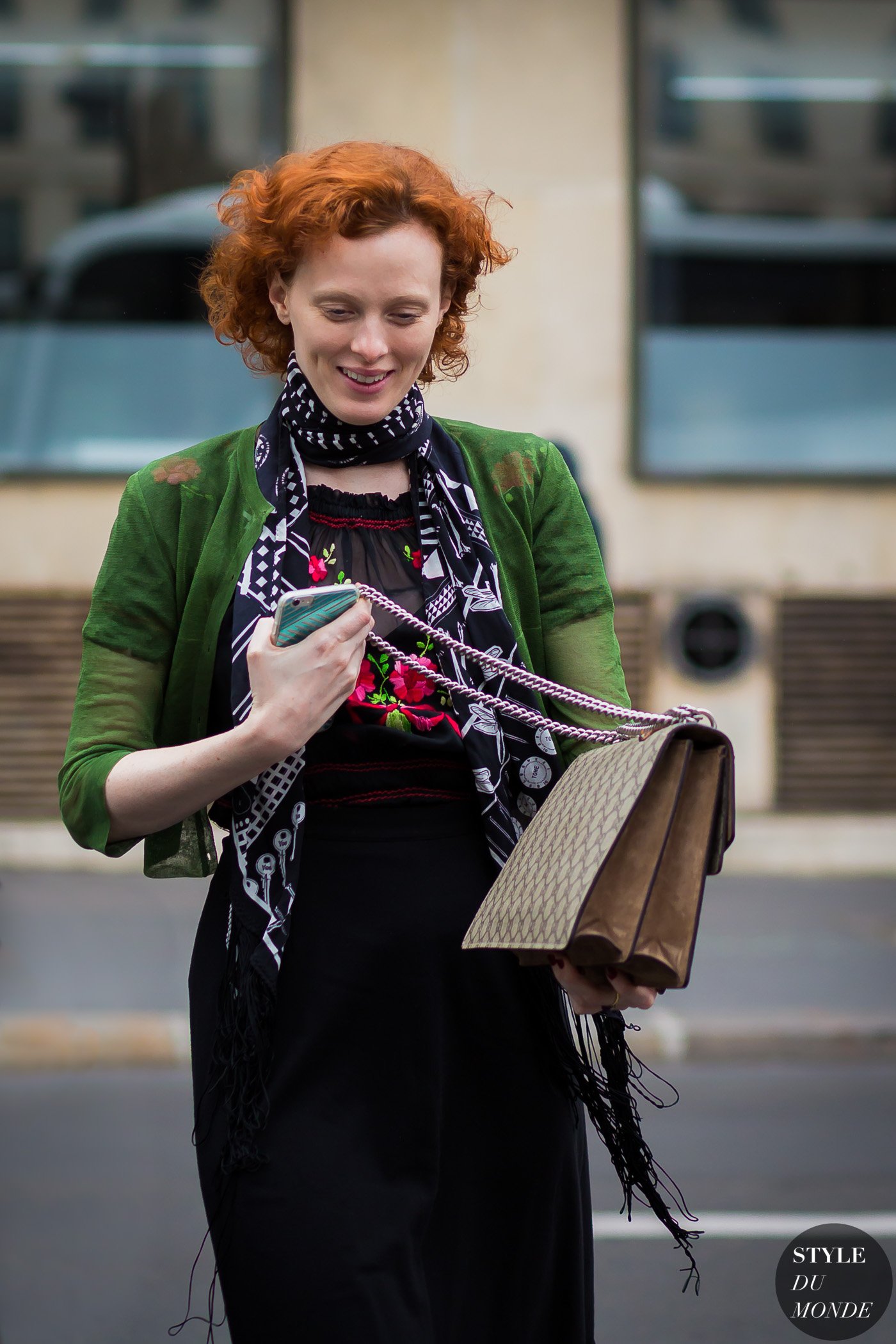 Karen Elson Street Style Street Fashion Streetsnaps by STYLEDUMONDE Street Style Fashion Photography