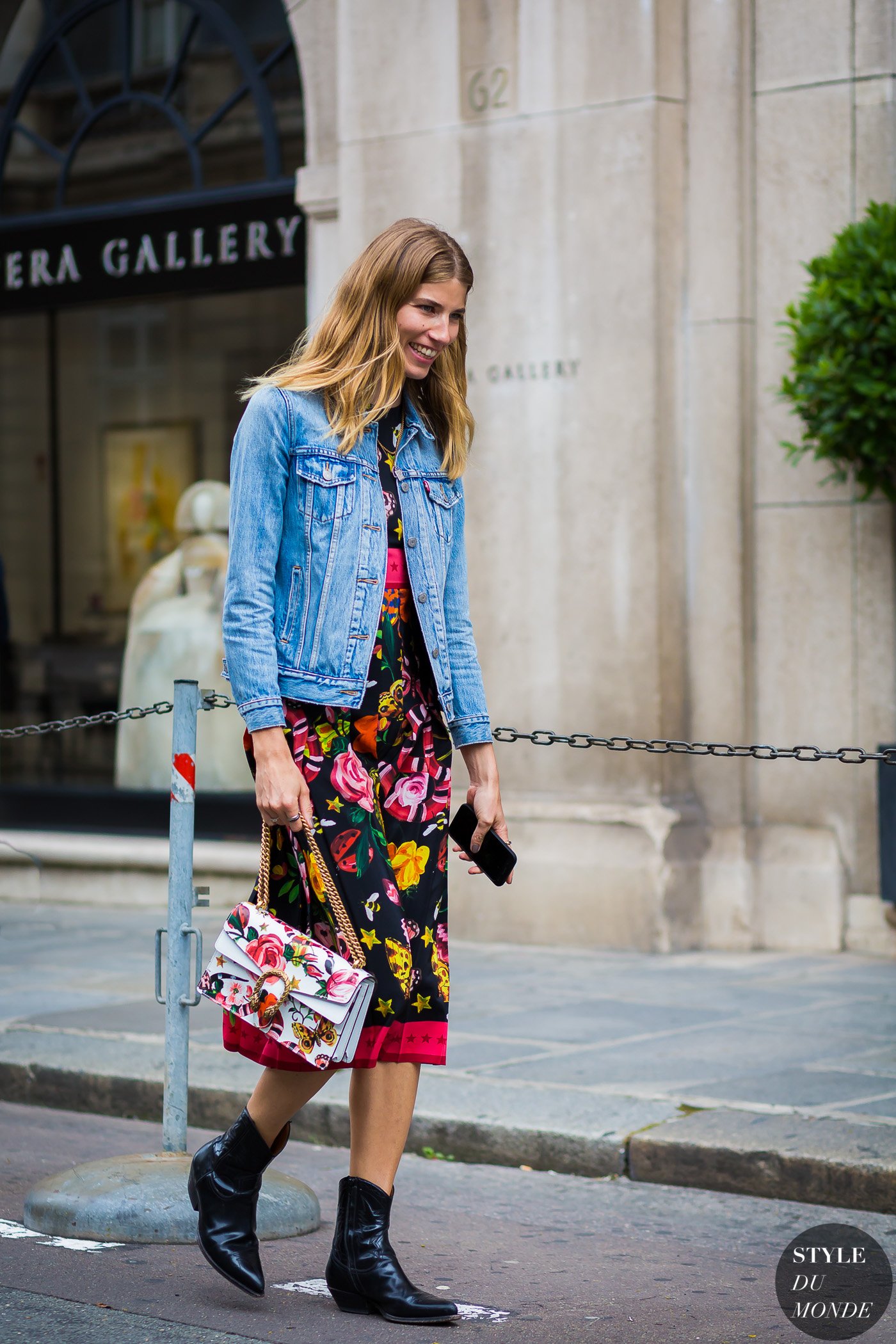 Veronika Heilbrunner Street Style Street Fashion Streetsnaps by STYLEDUMONDE Street Style Fashion Photography