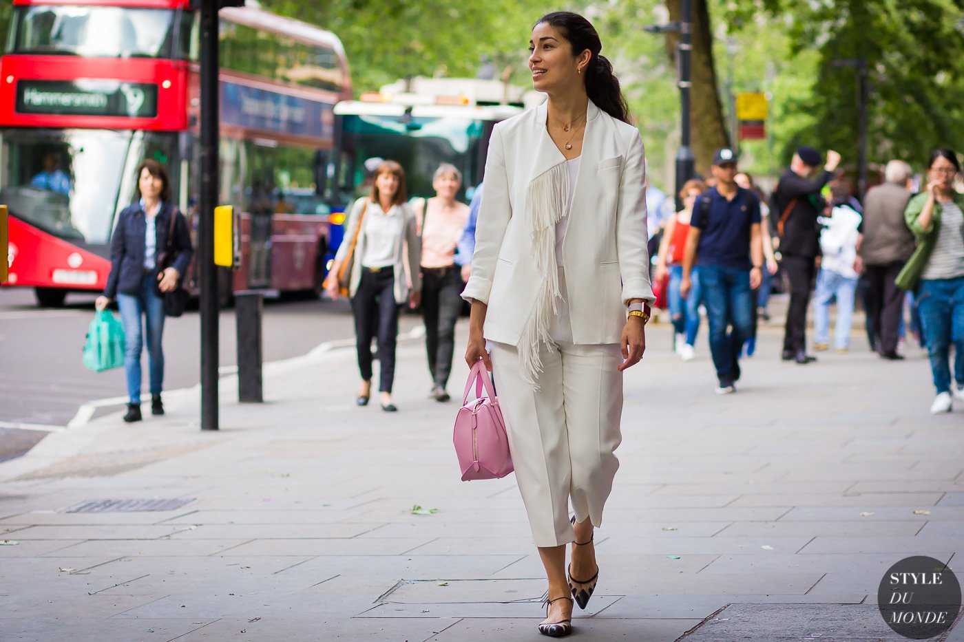 Caroline Issa Street Style Street Fashion Streetsnaps by STYLEDUMONDE Street Style Fashion Photography