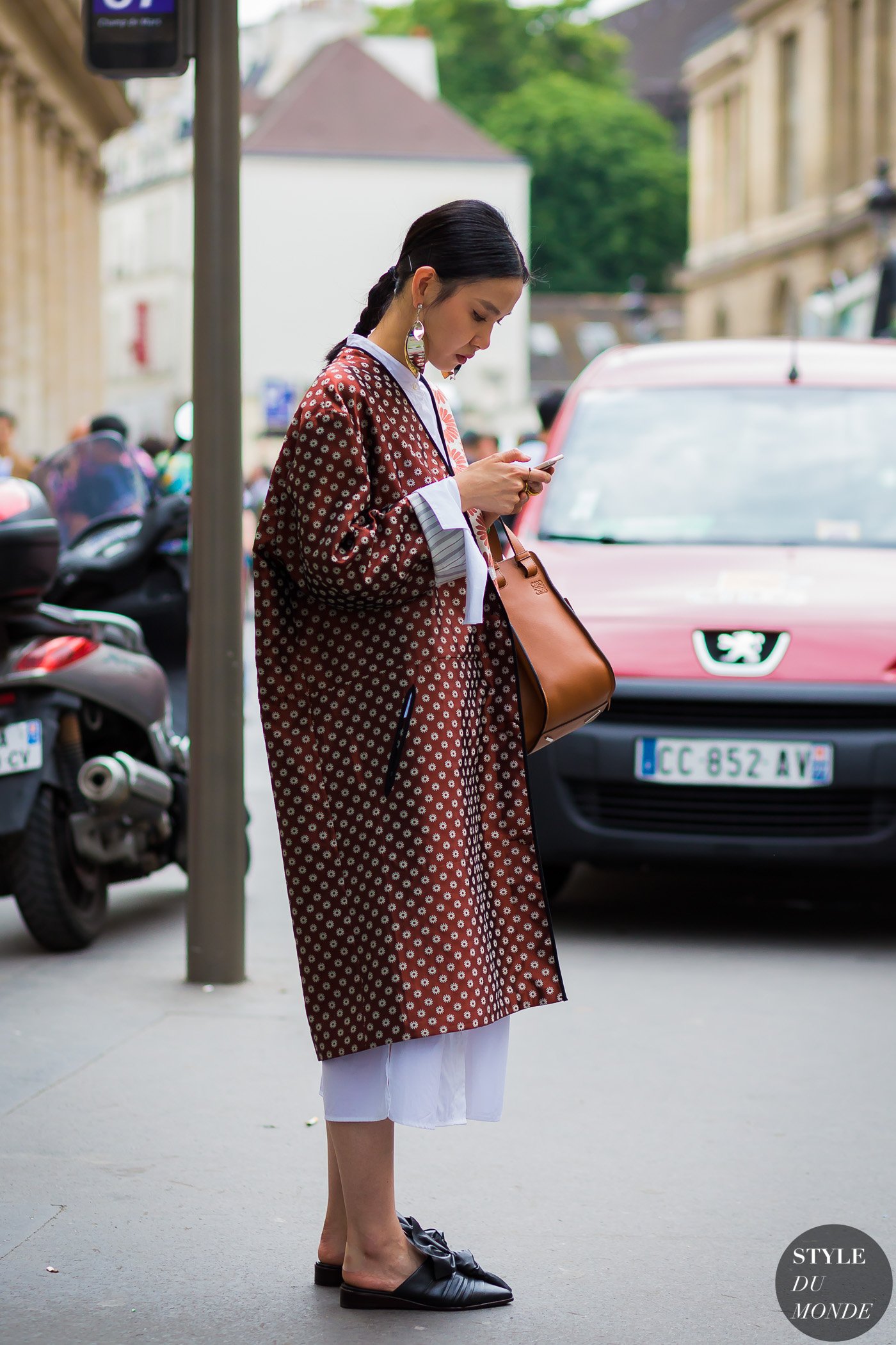 Sherry Shen by STYLEDUMONDE Street Style Fashion Photography