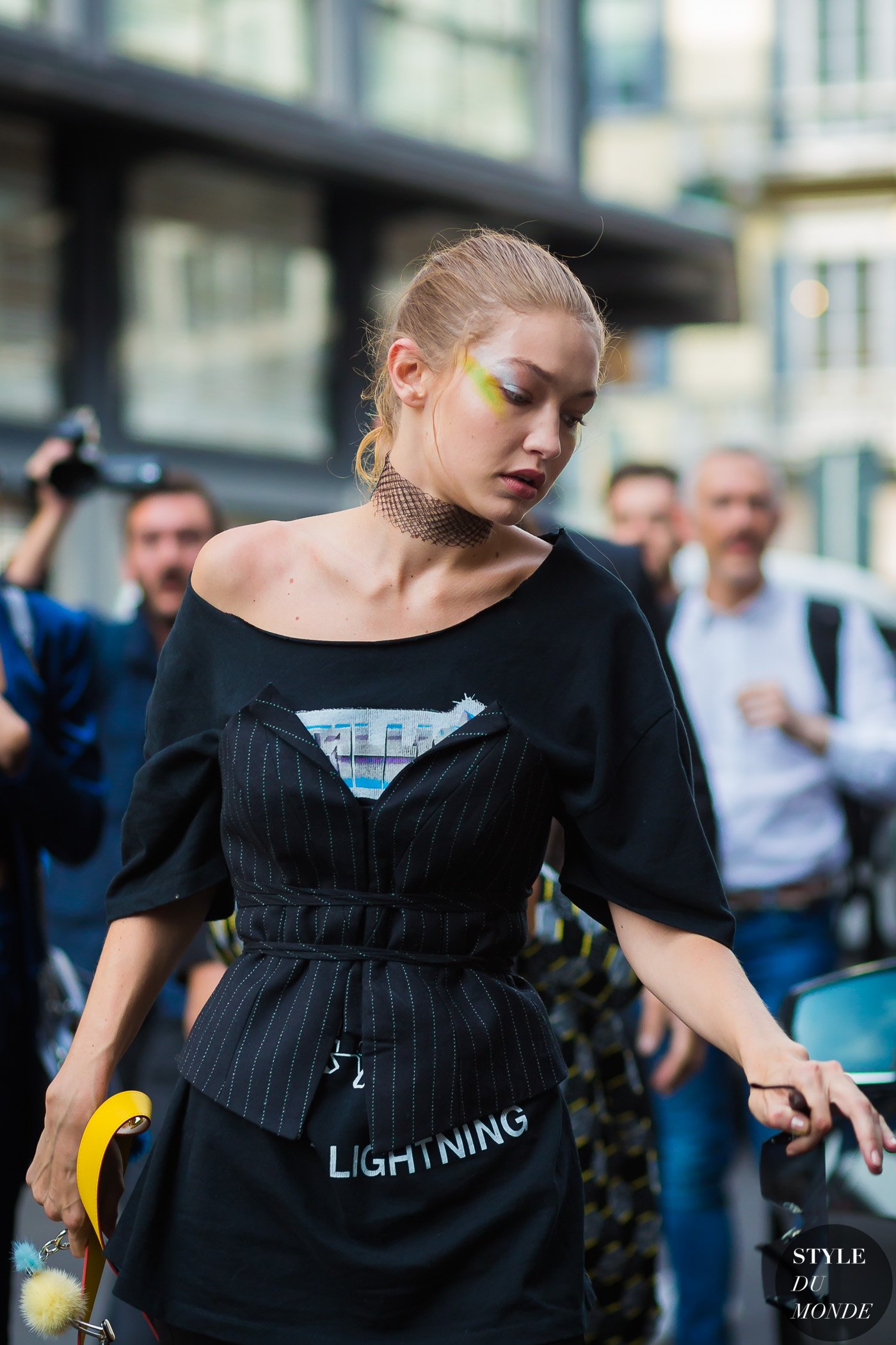 Gigi Hadids Amazing Street Style Looks For Summer Fashion