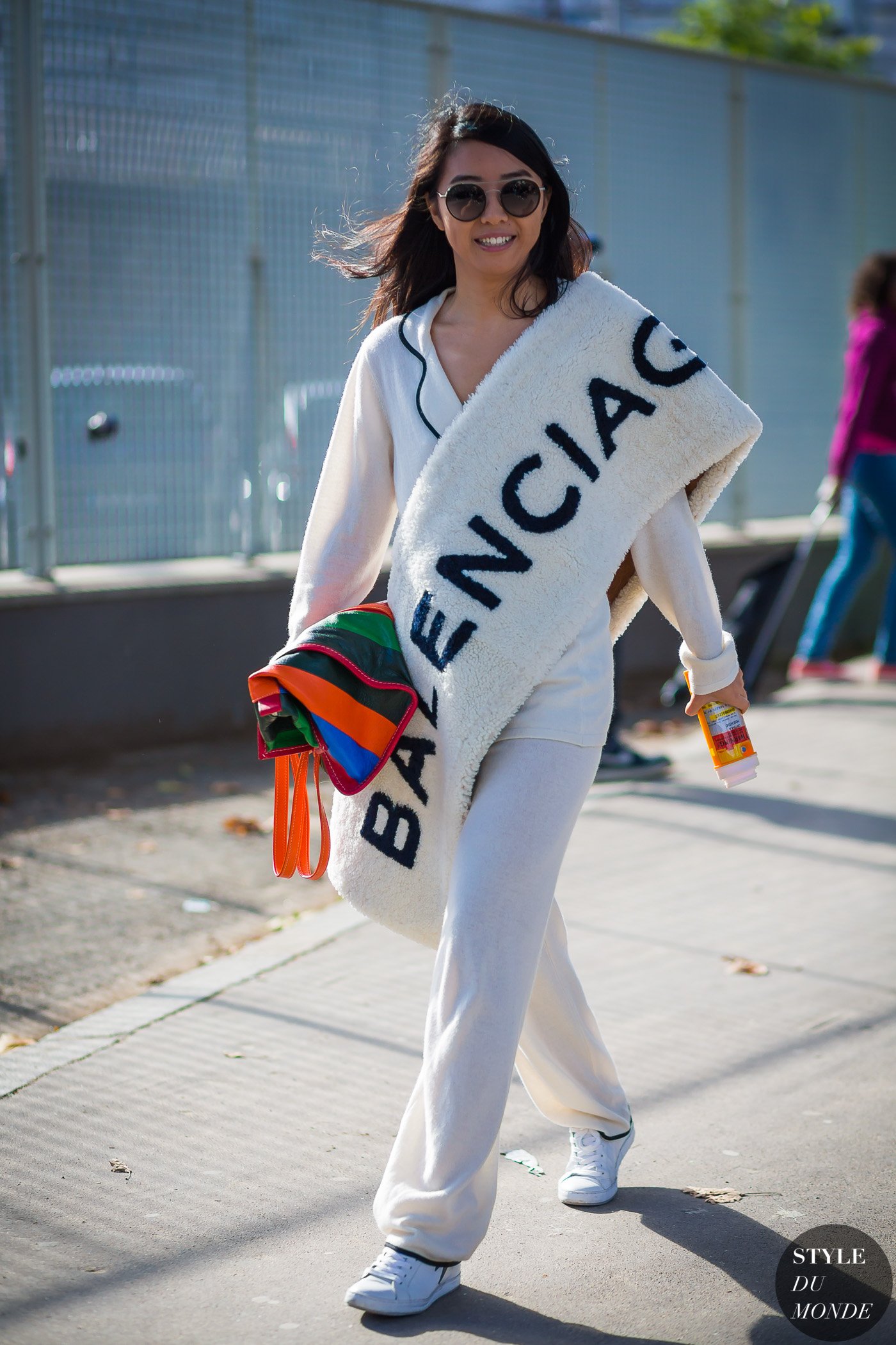 yuwei-zhangzou-by-styledumonde-street-style-fashion-photography