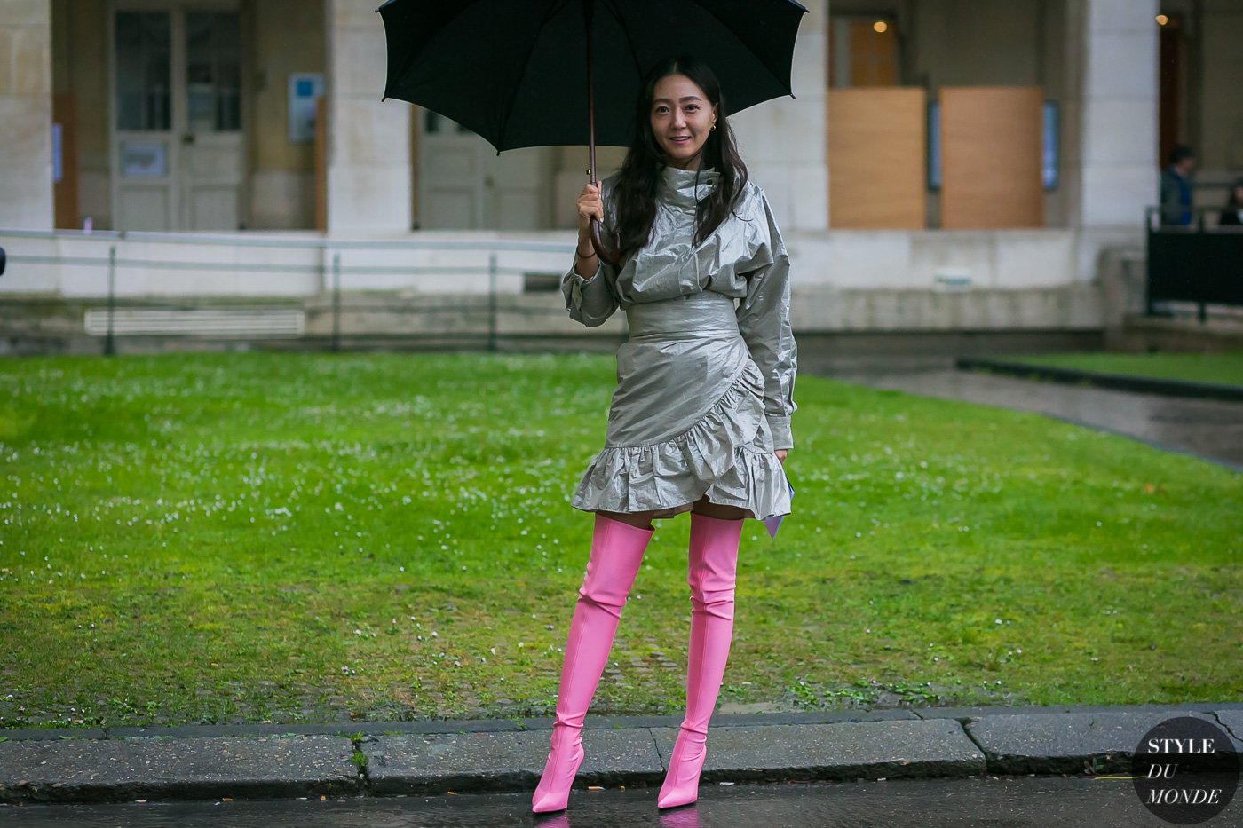 Jiyoung Kim by STYLEDUMONDE Street Style Fashion Photography