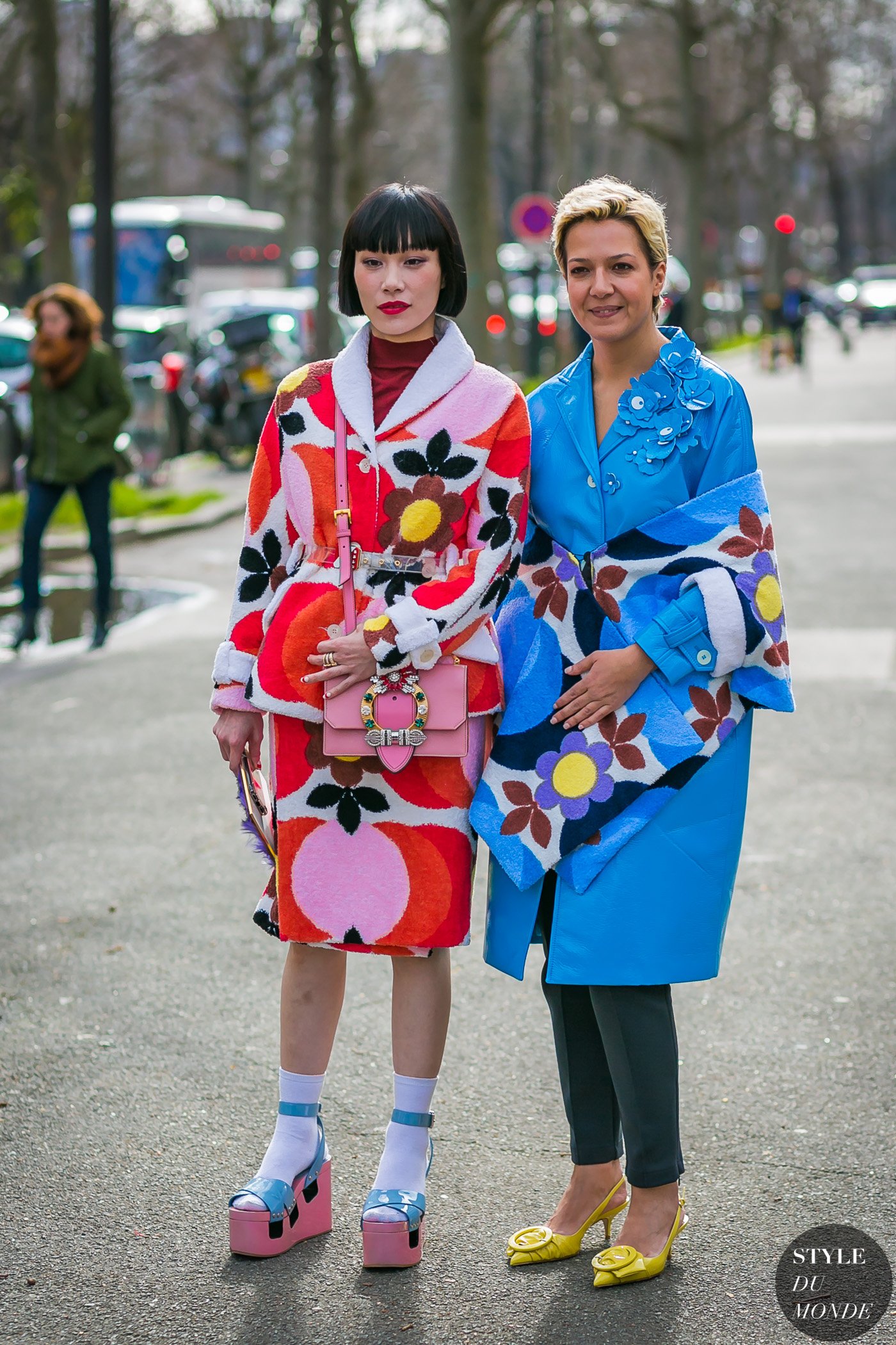 Mademoiselle Yulia and Ksenia Chilingarova by STYLEDUMONDE Street Style Fashion Photography