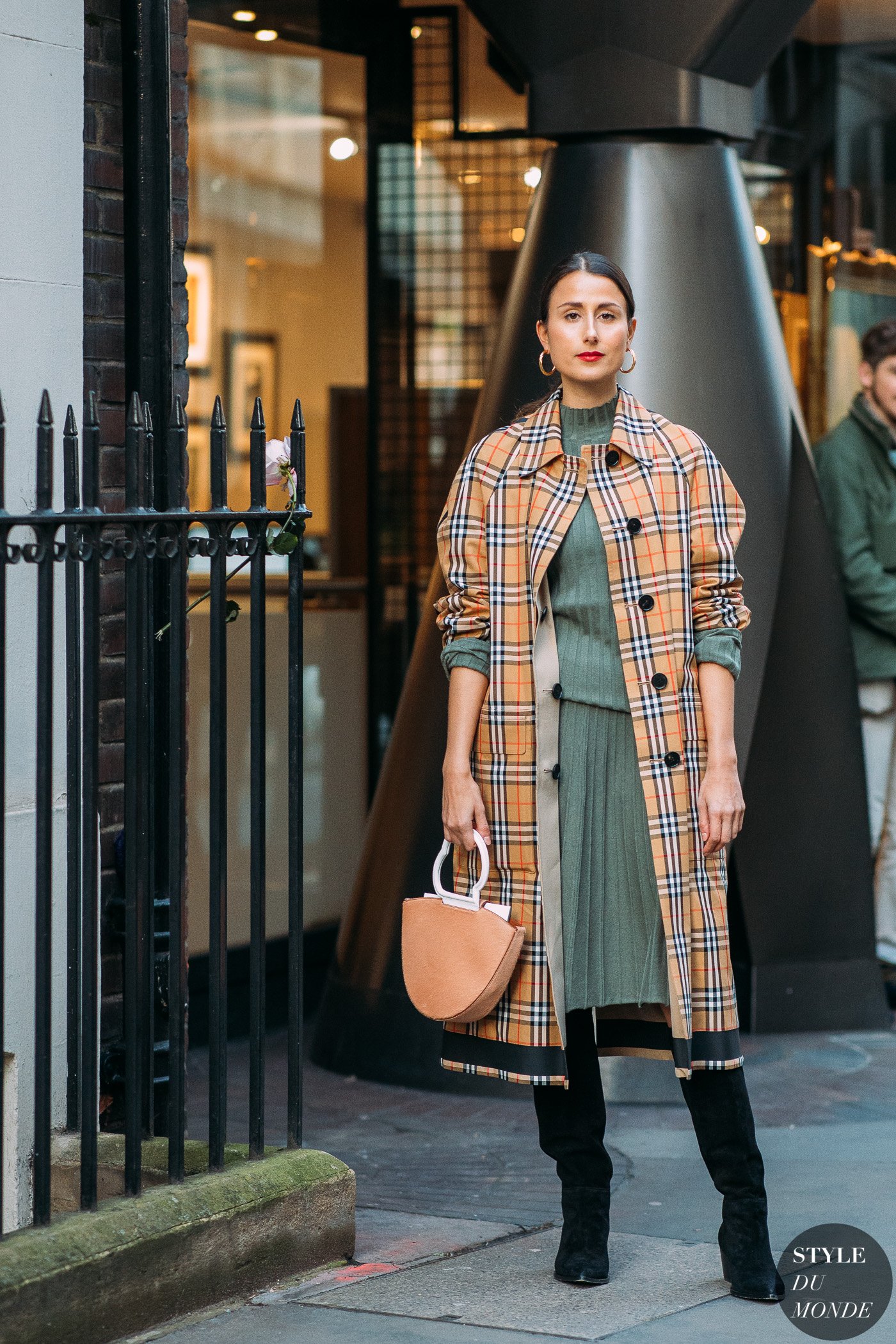 Julia Haghjoo by STYLEDUMONDE Street Style Fashion Photography NY FW18 20180216_48A8456