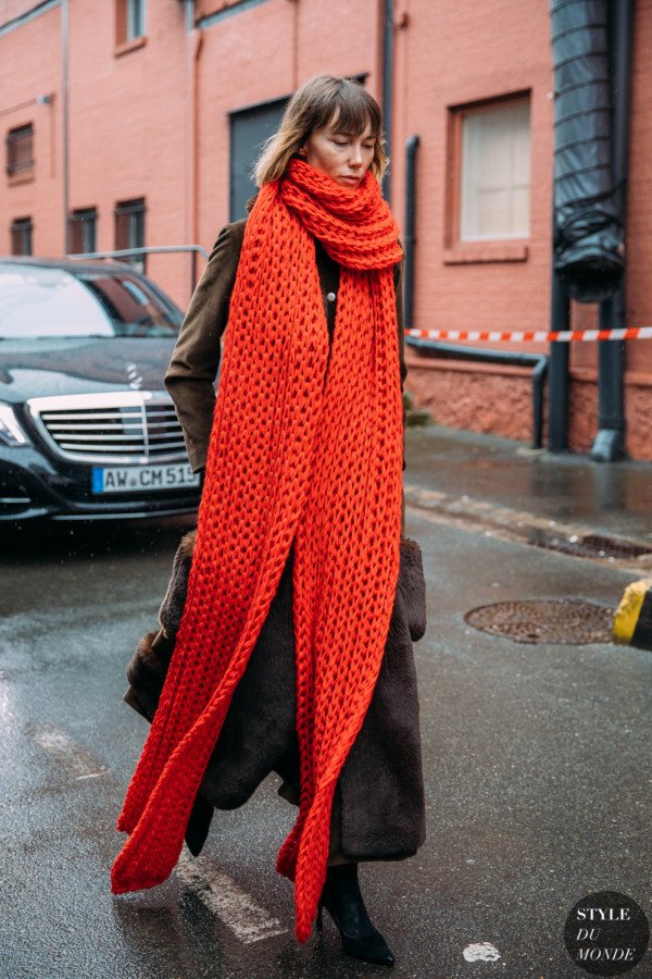 Anya Ziourova by STYLEDUMONDE Street Style Fashion Photography FW18 20180304_48A2334