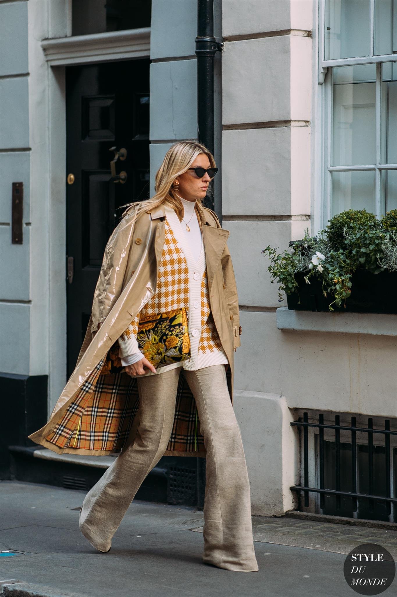 Camille Charriere by STYLEDUMONDE Street Style Fashion Photography FW18 20180216_48A8302