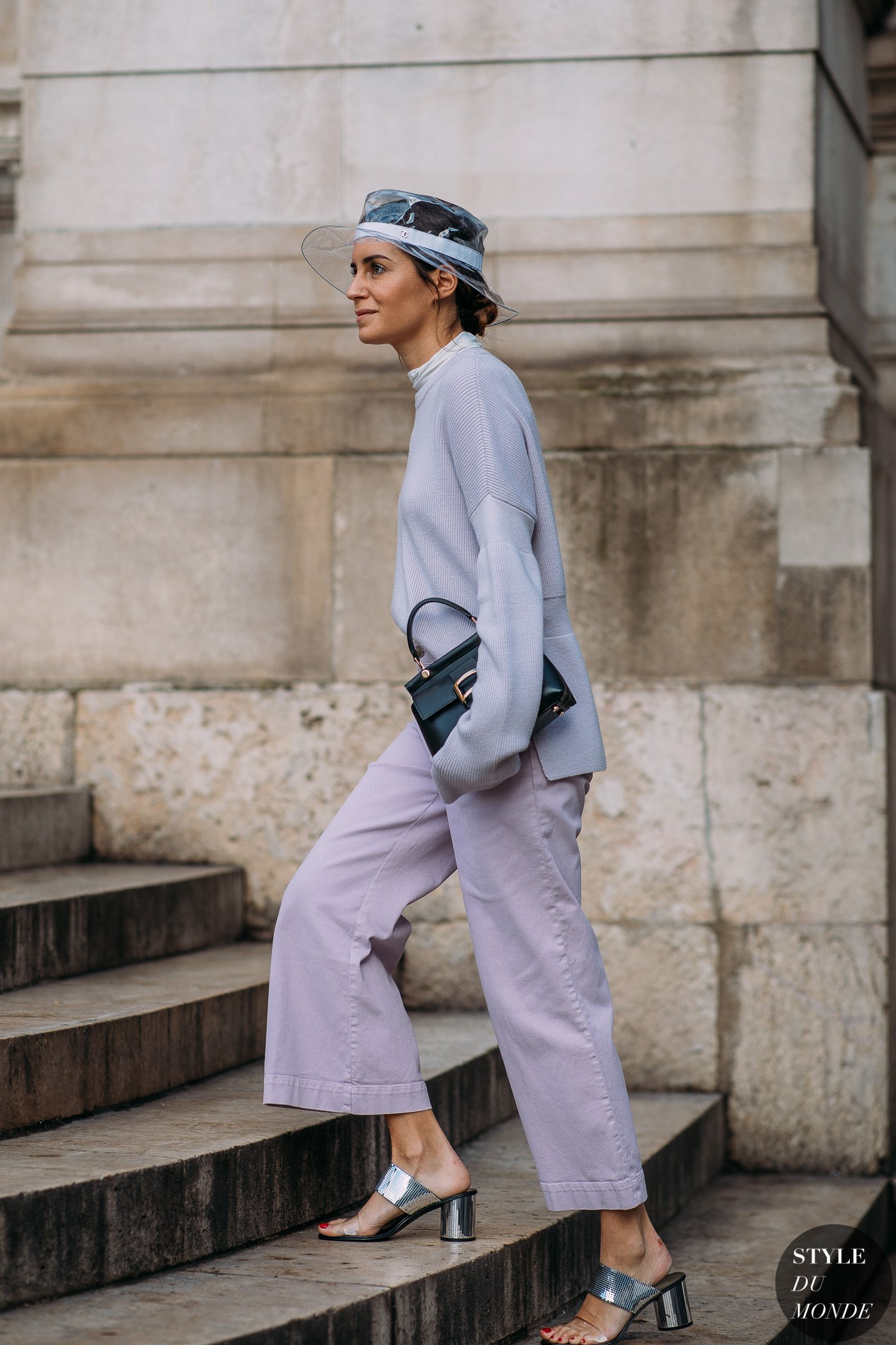 Gala Gonzalez by STYLEDUMONDE Street Style Fashion Photography FW18 20180305_48A5173