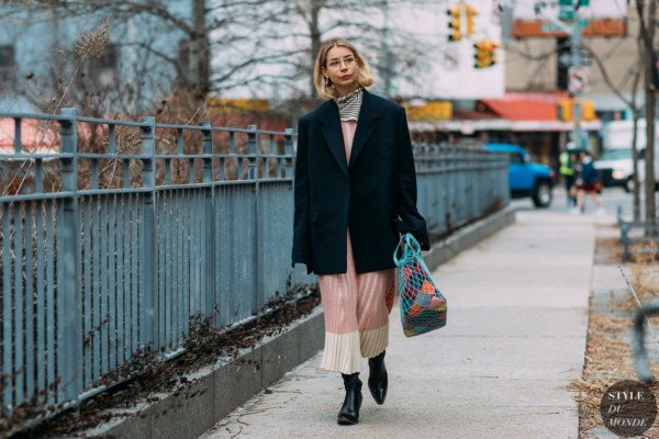 Irina Lakicevic by STYLEDUMONDE Street Style Fashion Photography NY FW18 20180212_48A9343