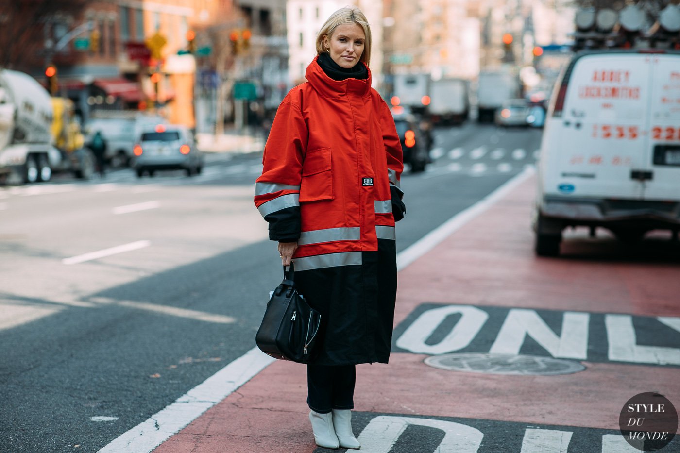 Kate Davidson Hudson by STYLEDUMONDE Street Style Fashion Photography NY FW18 20180209_48A2600