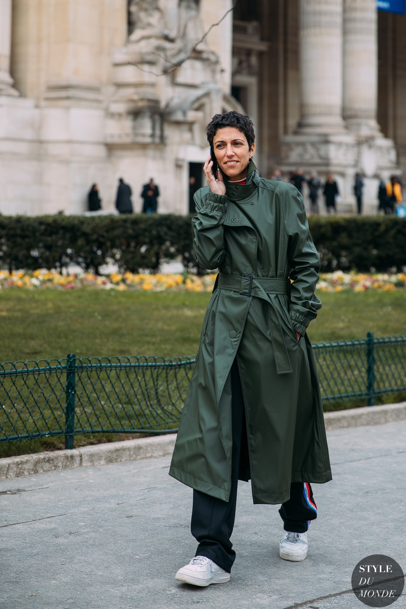 Yasmin Sewell by STYLEDUMONDE Street Style Fashion Photography FW18 