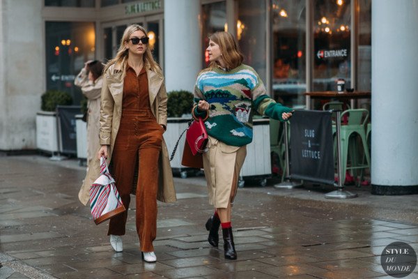 Camille Charriere and Monica Ainley by STYLEDUMONDE Street Style Fashion Photography FW18 20180219_48A5443