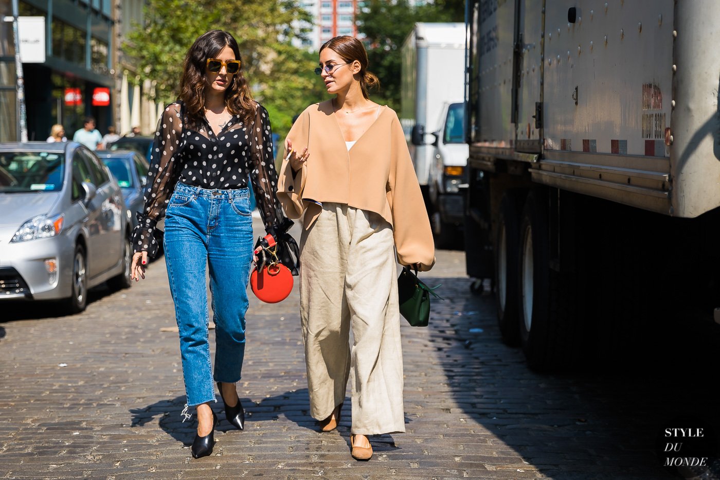 Eleonora Carisi and Gala Gonzalez by STYLEDUMONDE Street Style Fashion Photography_48A5570