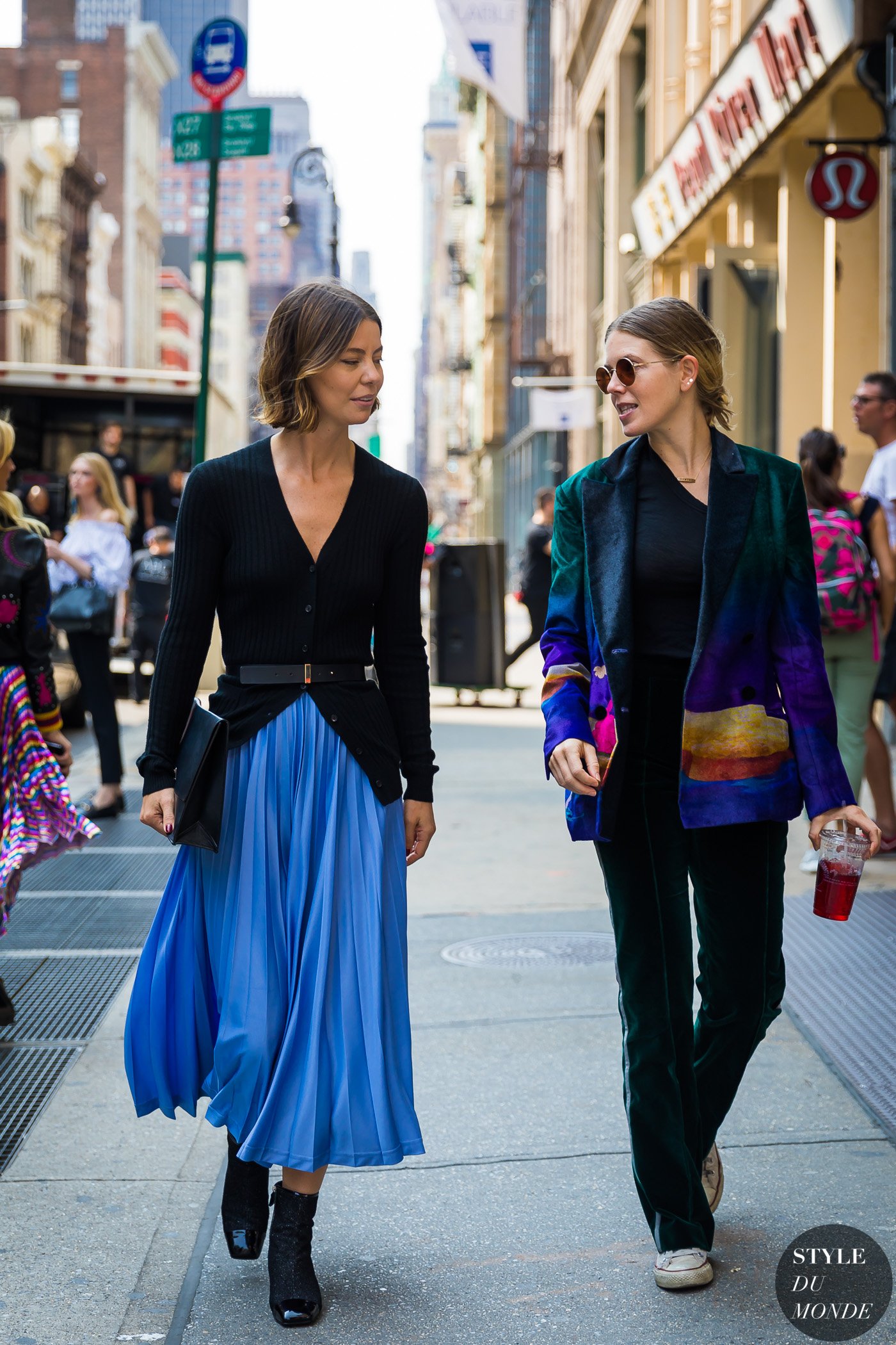 Annina Mislin and Megan Bowman Gray by STYLEDUMONDE Street Style Fashion Photography_48A7834