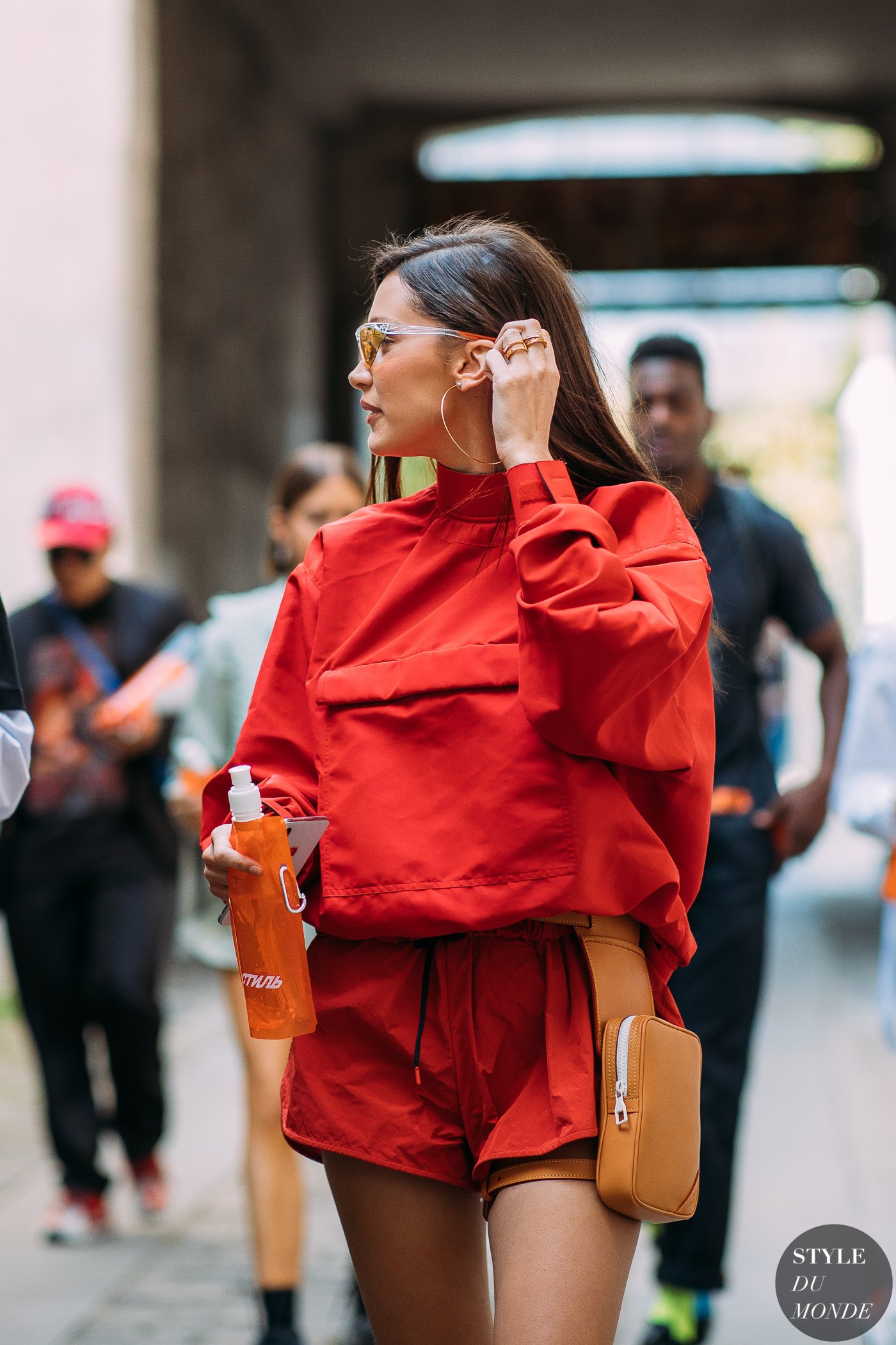 Bella Hadid by STYLEDUMONDE Street Style Fashion Photography20180621_48A4338