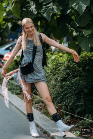 Hunter Schafer by STYLEDUMONDE Street Style Fashion Photography20180704_48A0320