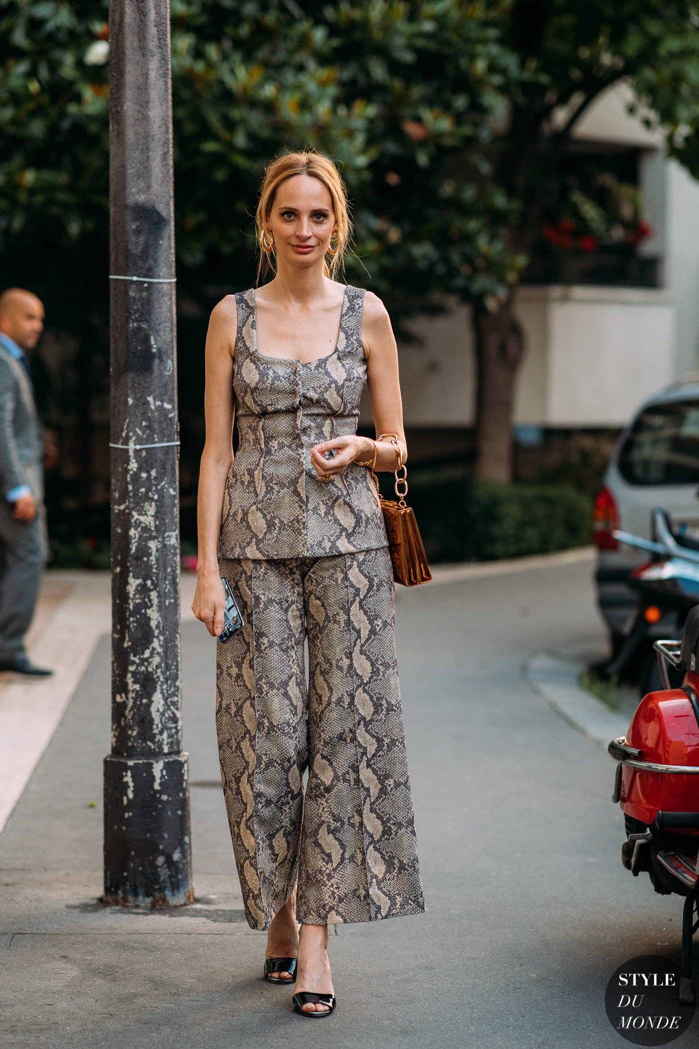 Lauren Santo Domingo by STYLEDUMONDE Street Style Fashion Photography20180702_48A7944