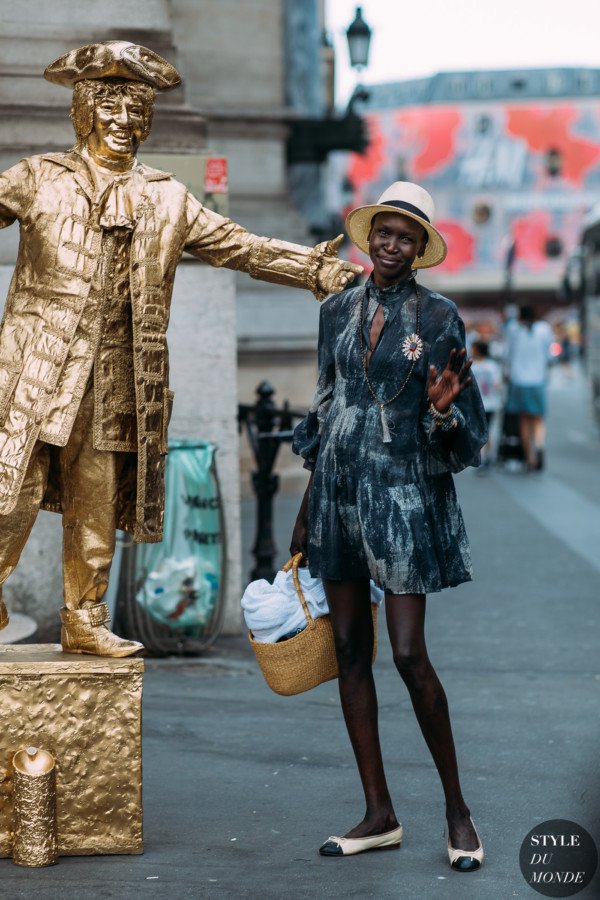 Alek Wek At Schiaparelli by STYLEDUMONDE Street Style Fashion Photography20180702_48A6507