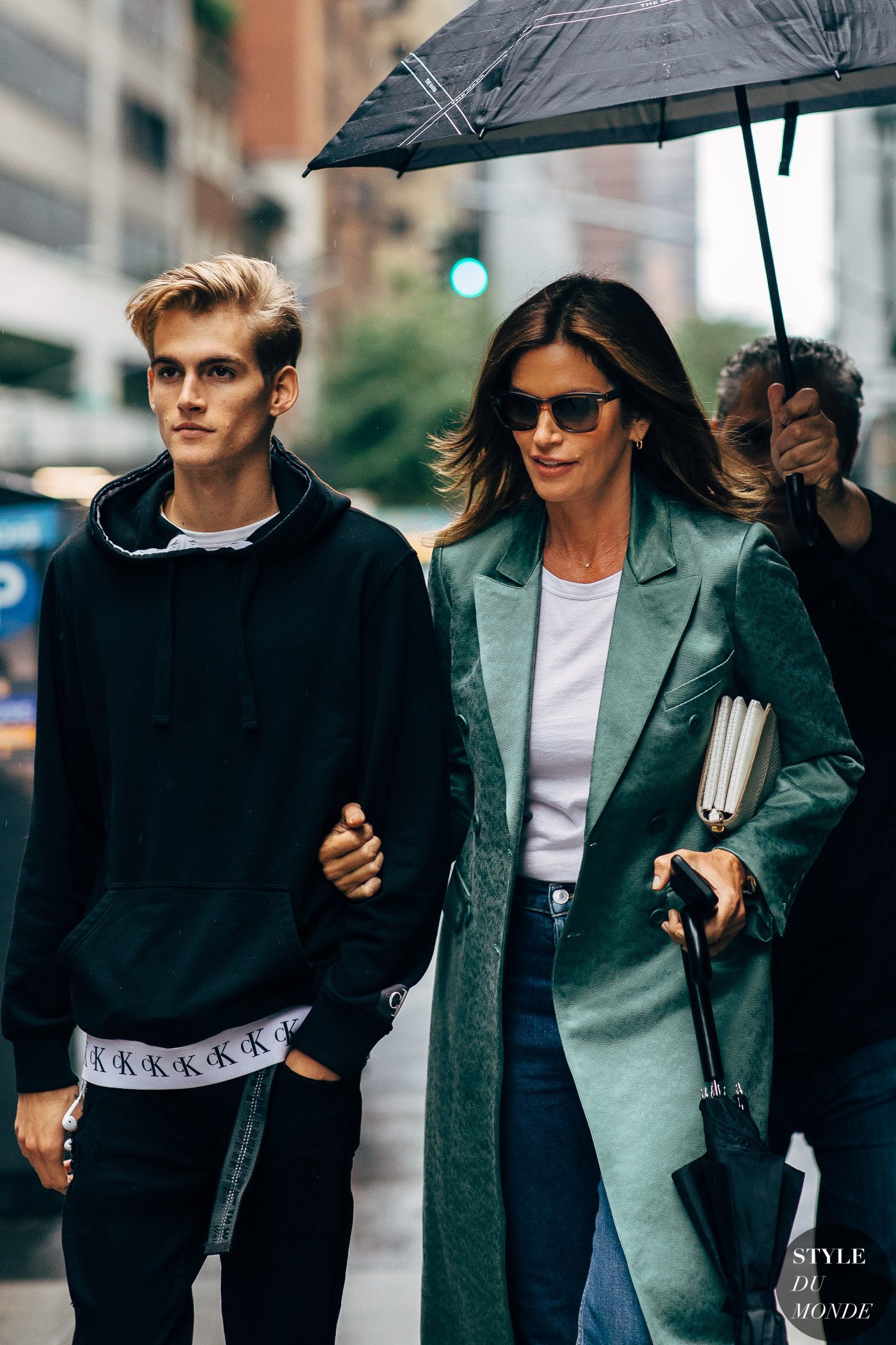 Cindy Crawford by STYLEDUMONDE Street Style Fashion Photography20180909_48A0137