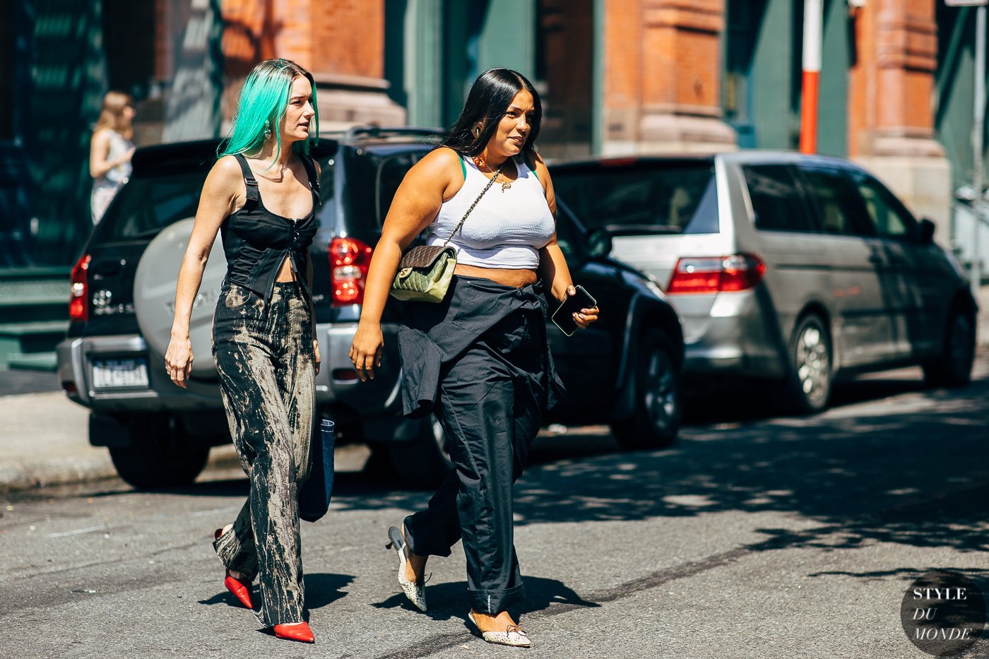 Madeline Poole and Paloma Elsesser by STYLEDUMONDE Street Style Fashion Photography20180906_48A7348