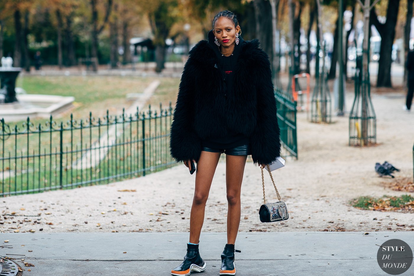 Adesuwa Aighewi by STYLEDUMONDE Street Style Fashion Photography20181002_48A6072