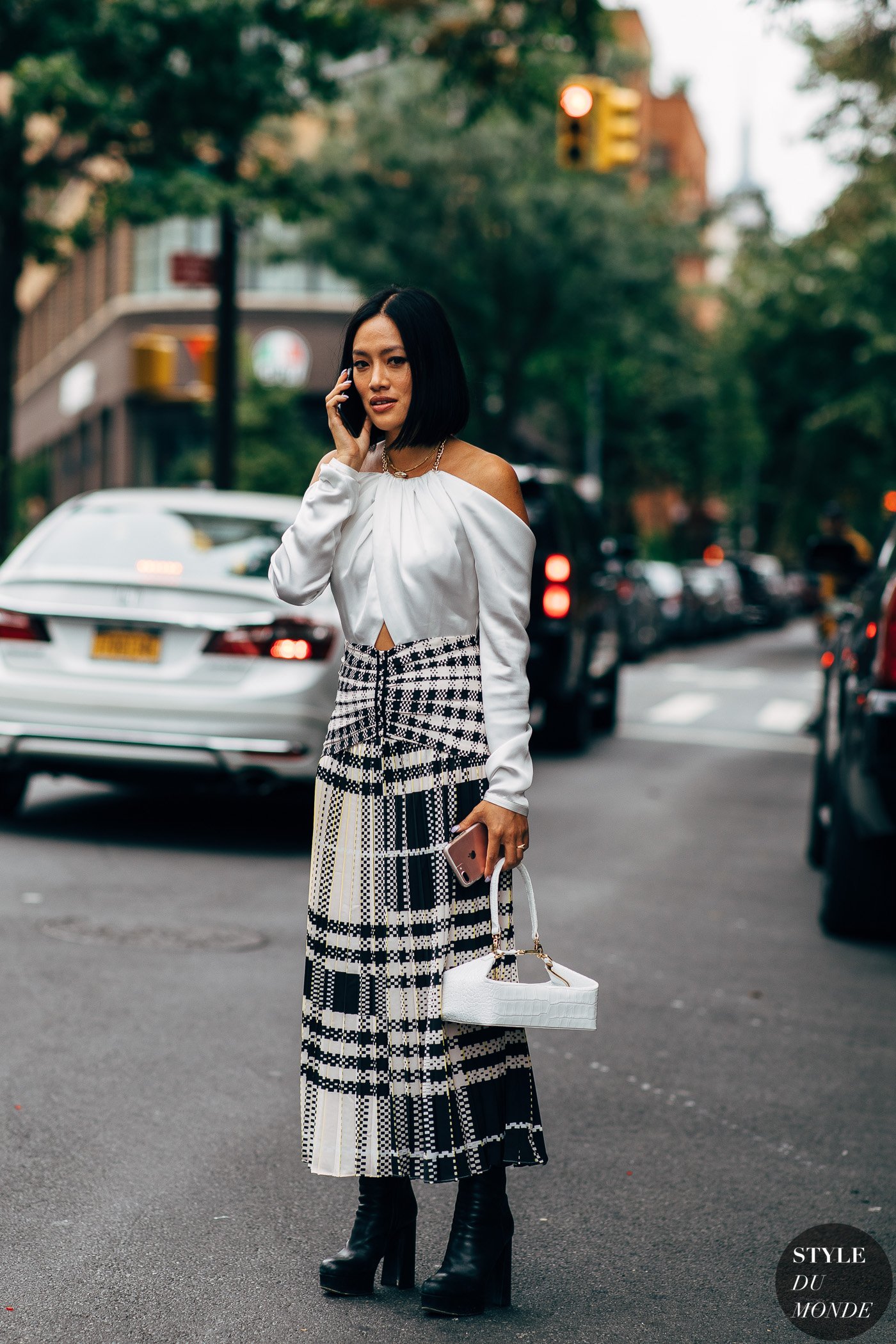 Tiffany Hsu by STYLEDUMONDE Street Style Fashion Photography20180908_48A4993