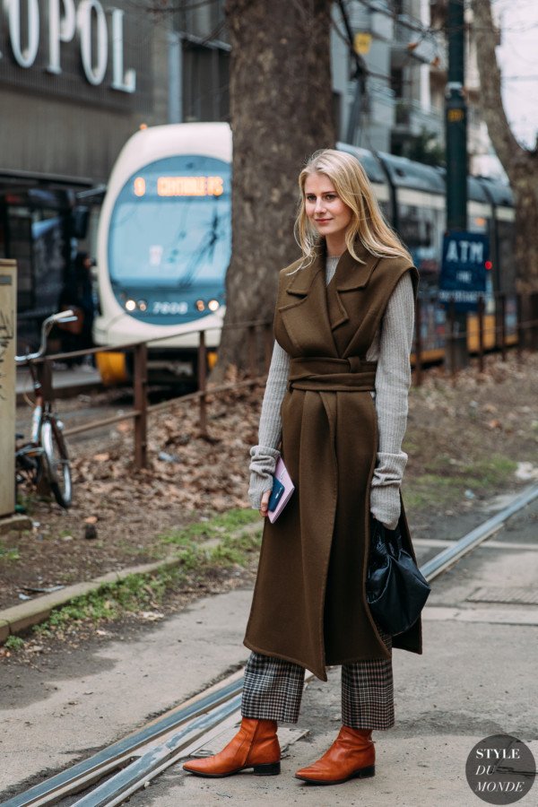 Laura Stoloff by STYLEDUMONDE Street Style Fashion Photography FW18 20180225_48A2803