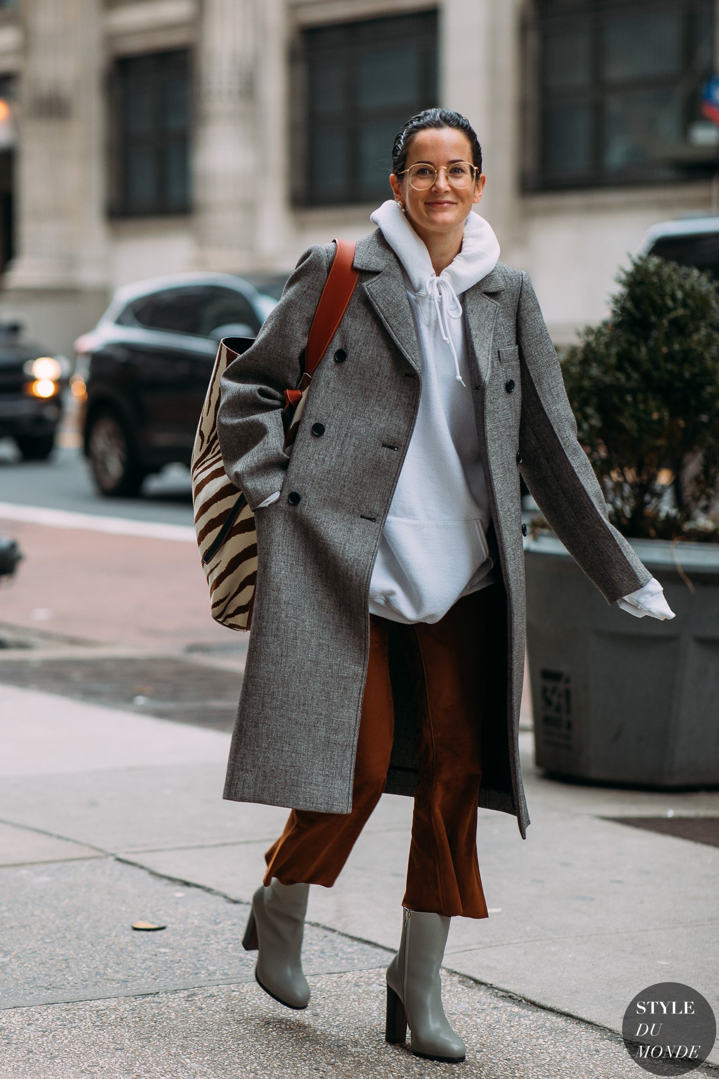 Lucy Chadwick by STYLEDUMONDE Street Style Fashion Photography NY FW18 20180214_48A4986