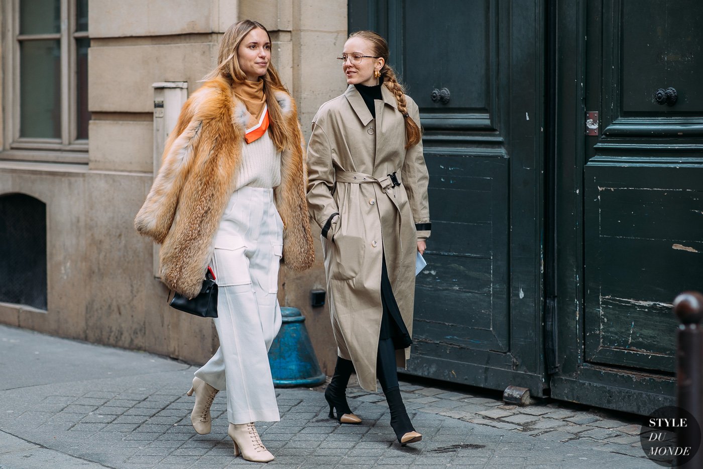 Pernille Teisbaek and Alexandra Carl by STYLEDUMONDE Street Style Fashion Photography FW18 20180306_48A0661